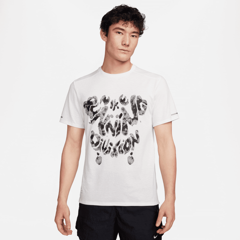 Nike - Áo tay ngắn thể thao Nam Dri-Fit Rise 365 Run Division Tee