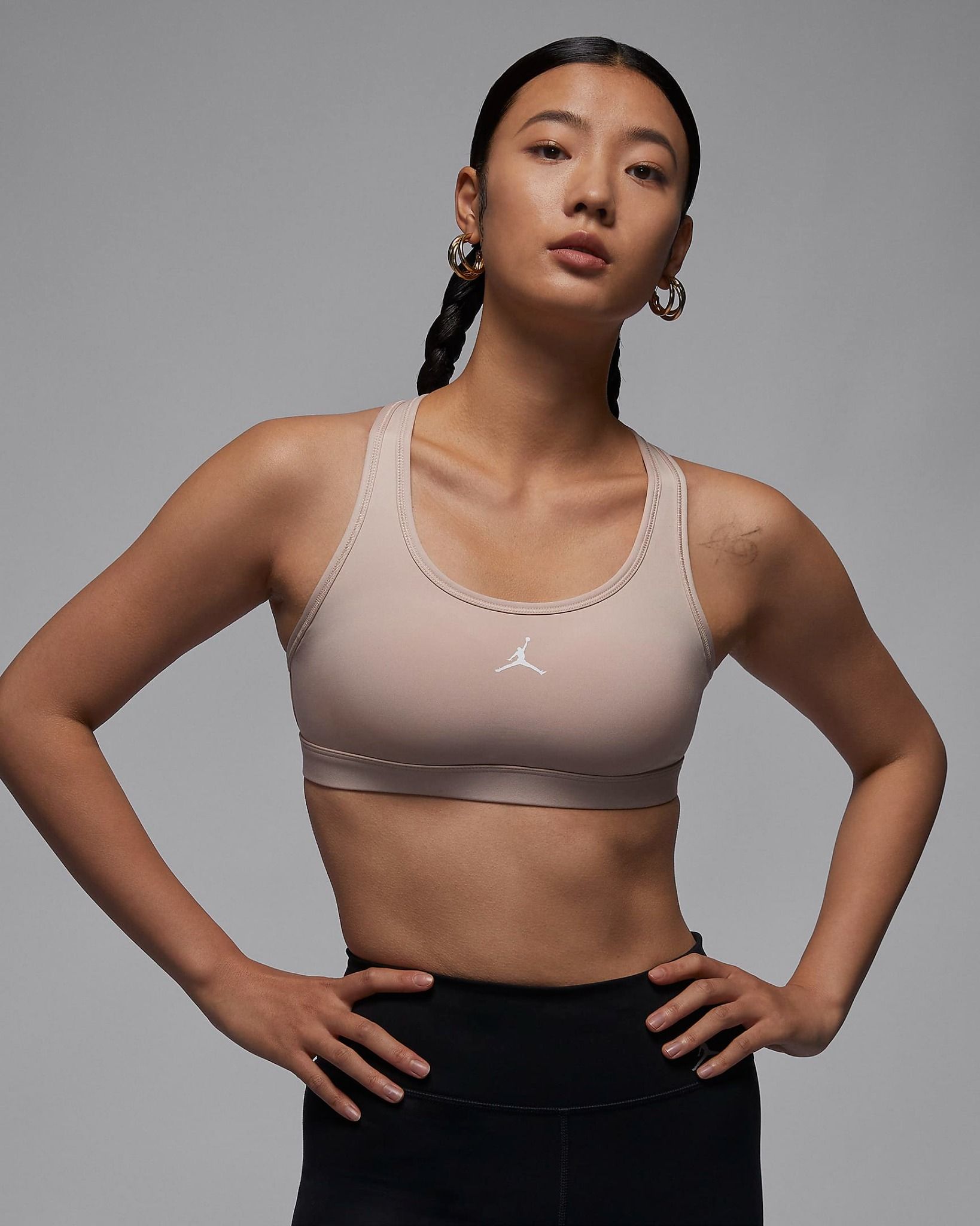 Nike - Áo ngực nữ hỗ trợ cường độ vừa Jordan Sport Women's Medium-Support Padded Jumpman Bra