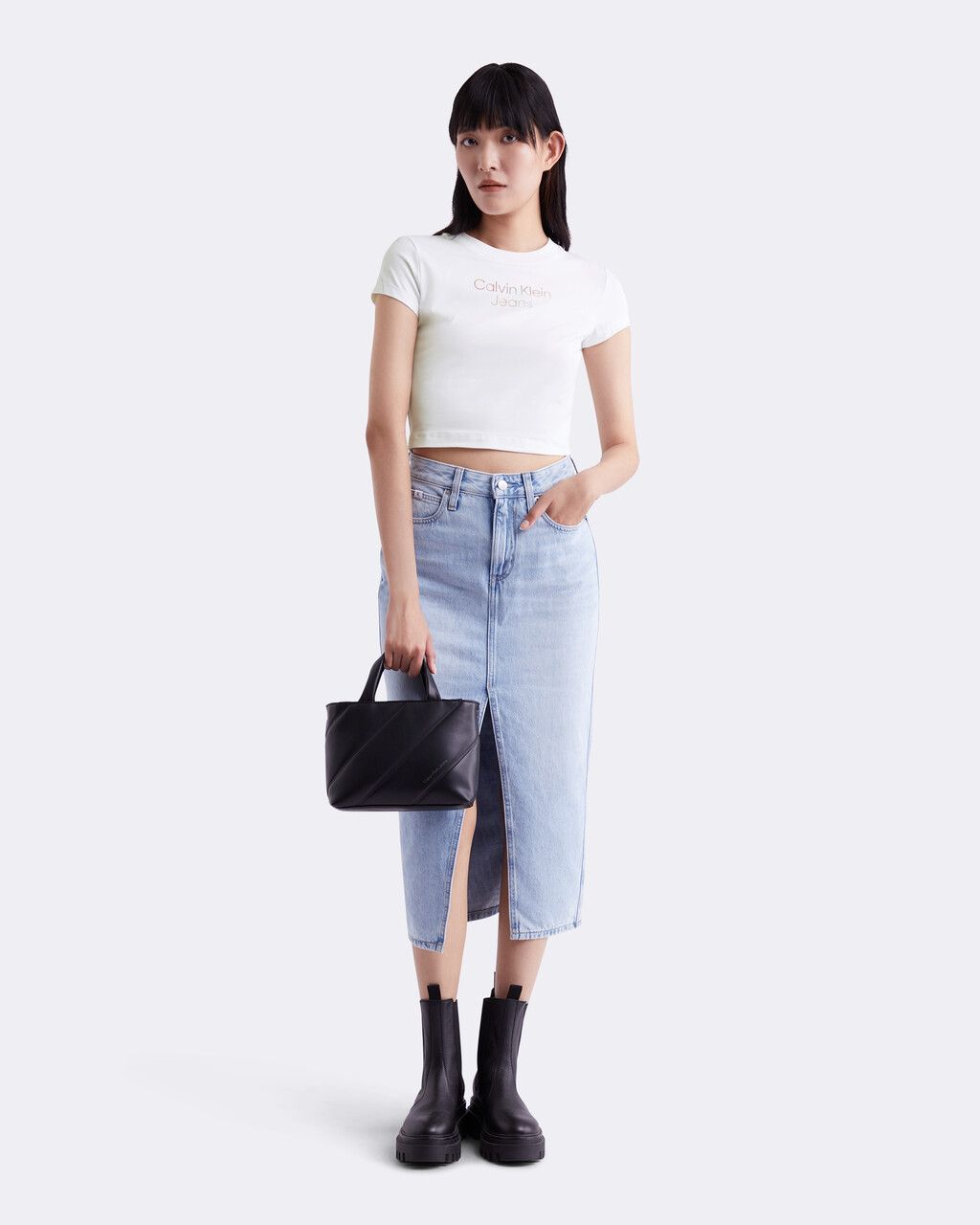 Calvin Klein - Áo tay ngắn CK nữ Diffused Logo Baby Tee