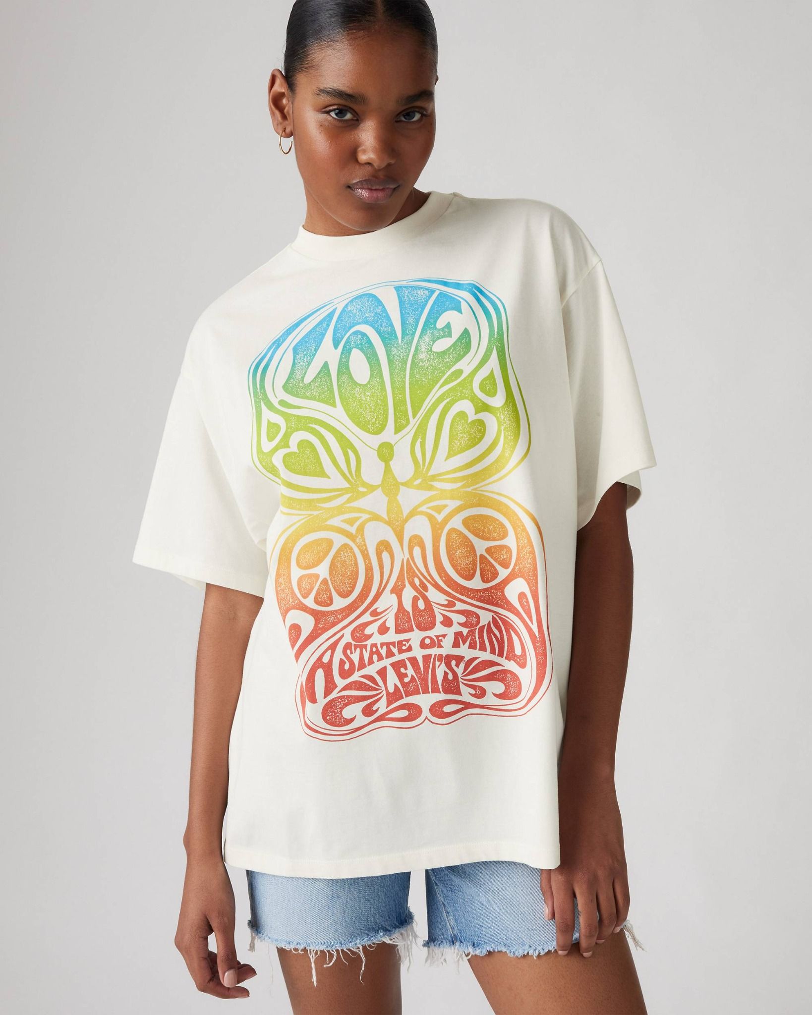 Levi's - Áo thun tay ngắn nữ Graphic Short Stack T-shirt