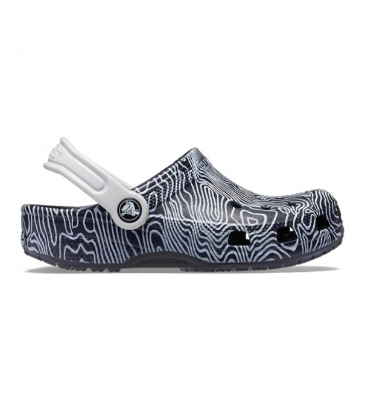 Crocs - Xăng đan trẻ em Kid's Clogs Classic Topographic