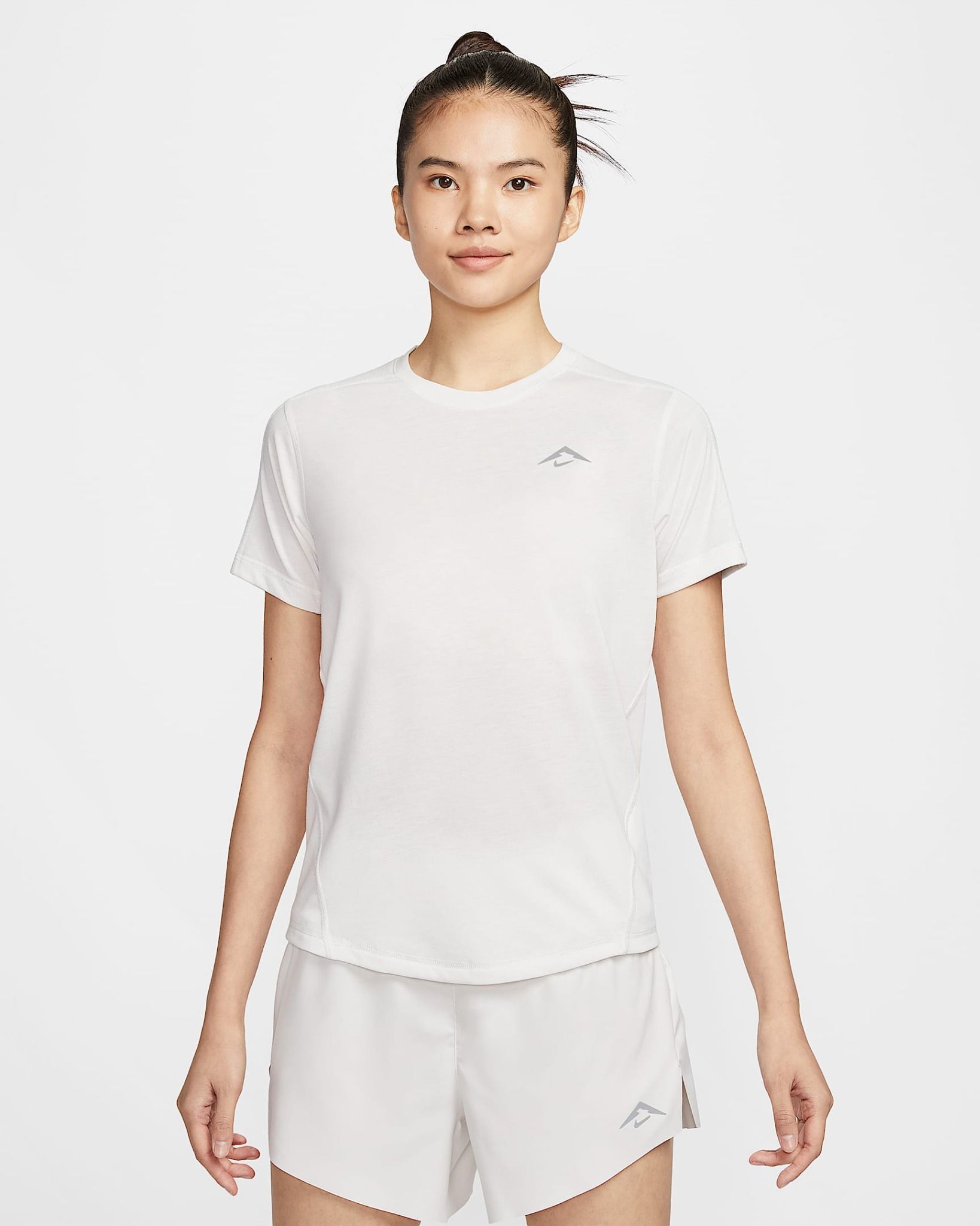Nike - Áo tay ngắn thể thao Nữ Trail Women's Dri-FIT Short-Sleeve Running Top
