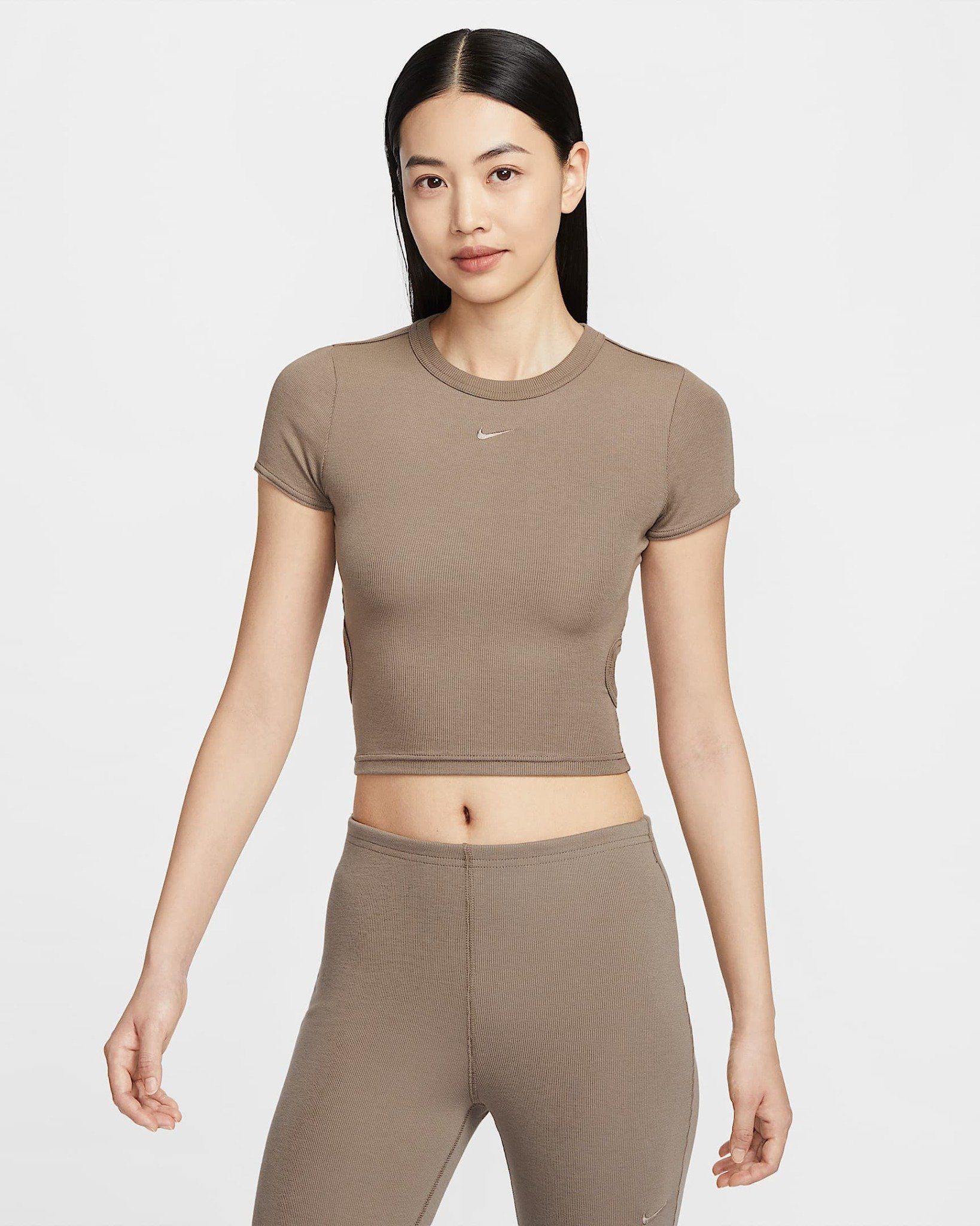 Nike - Áo tay ngắn thể thao Nữ Sportswear Chill Knit Women's Tight Short-Sleeve Cropped Mini-Rib Top