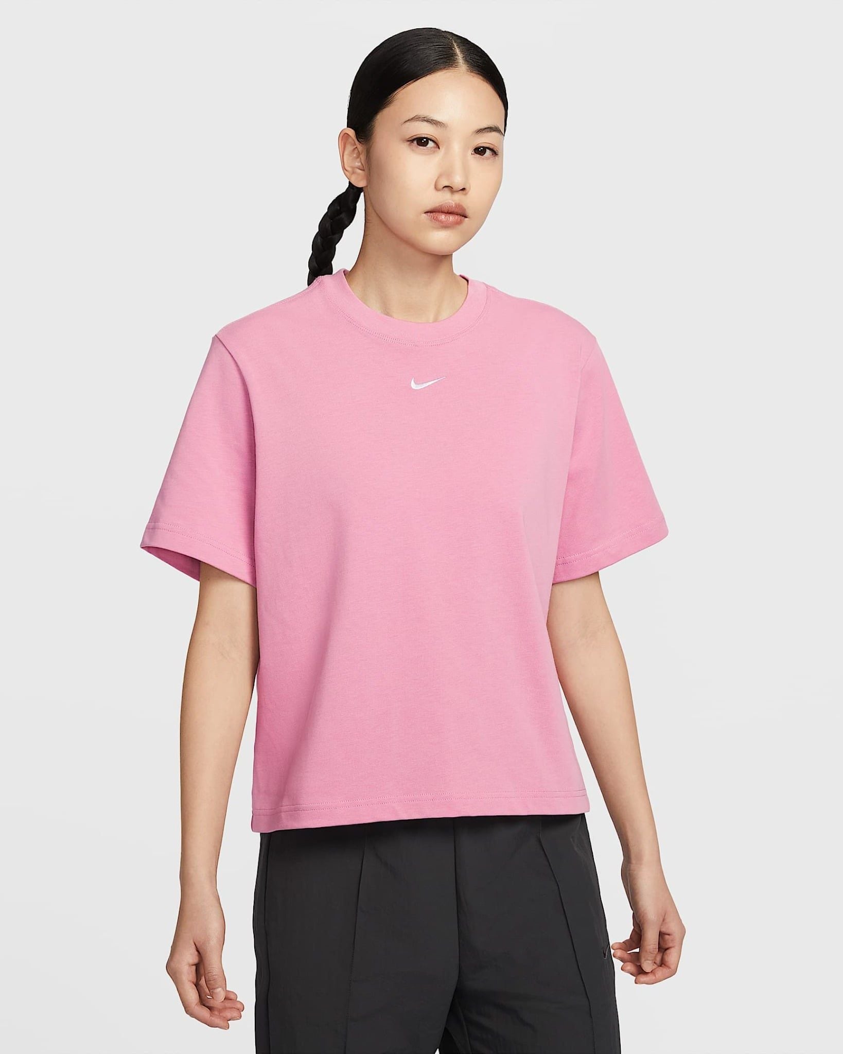 Nike - Áo tay ngắn thể thao Nữ Sportswear Essential Women's Boxy T-Shirt