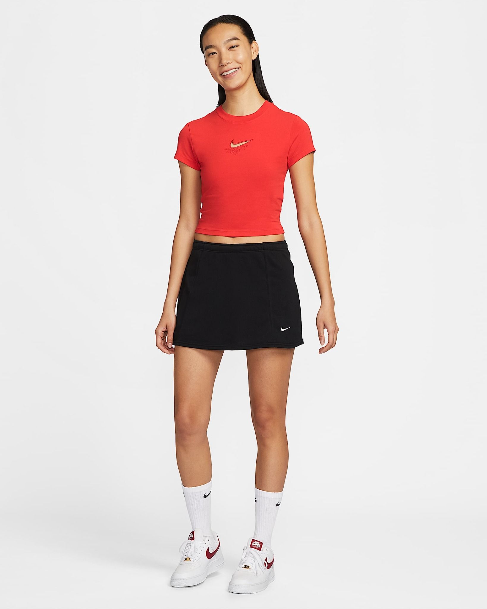 Nike - Áo tay ngắn thể thao Nữ Sportswear Chill Knit Women's Slim Cropped T-Shirt