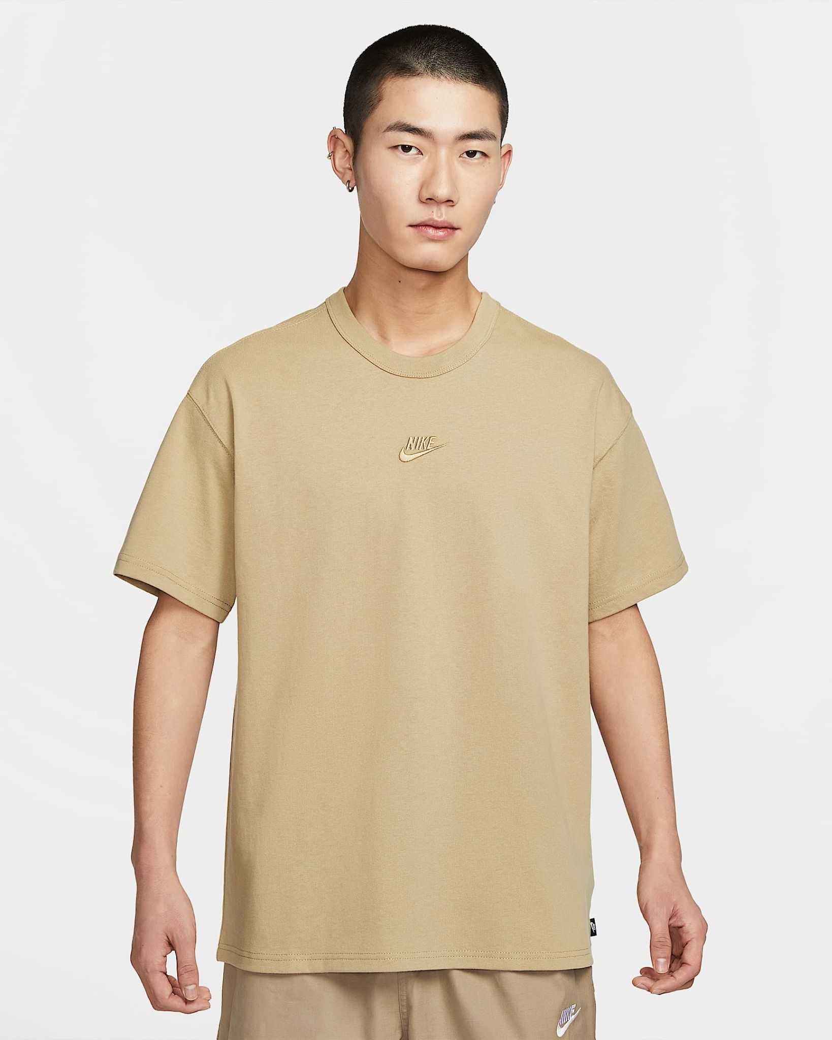 Nike - Áo tay ngắn thể thao Nam Sportswear Premium Essentials Men's T-Shirt