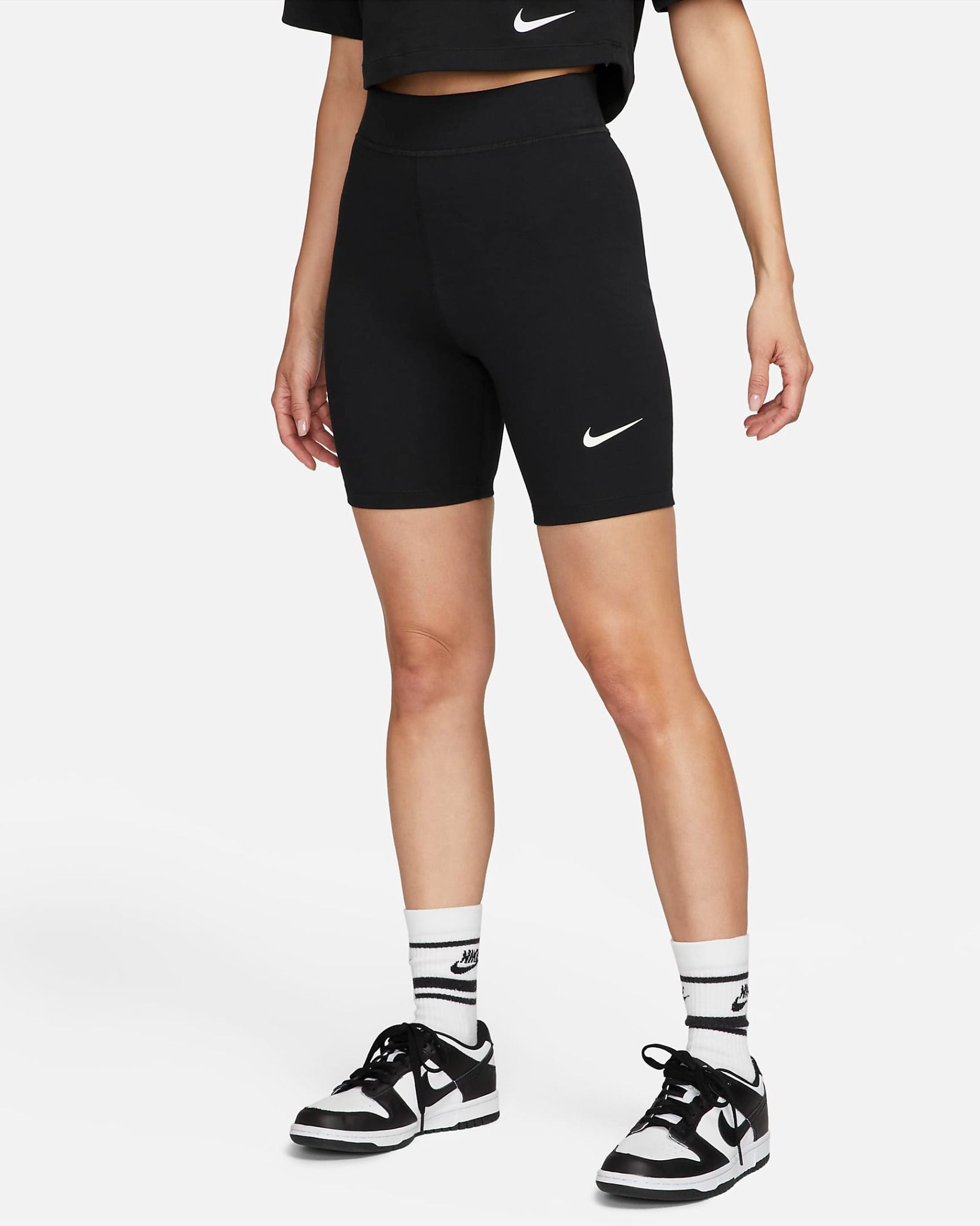 Nike - Quần Ngắn Thể Thao Nữ Classics Women'S High-Waisted 8" Biker Shorts