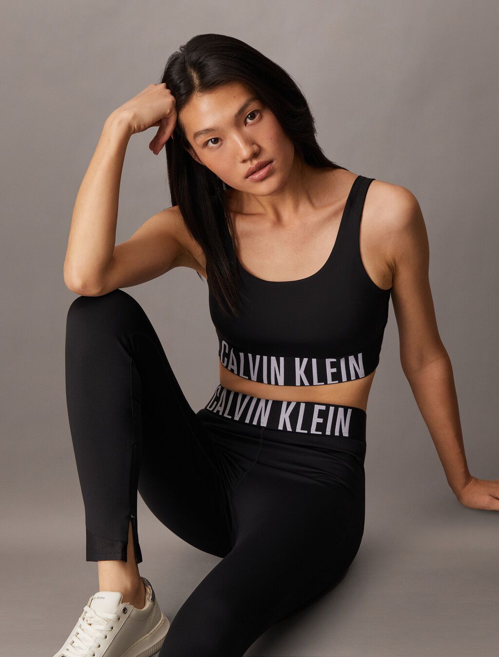 Calvin Klein - Quần dài ống bó thể thao nữ CK Intense Power Legging