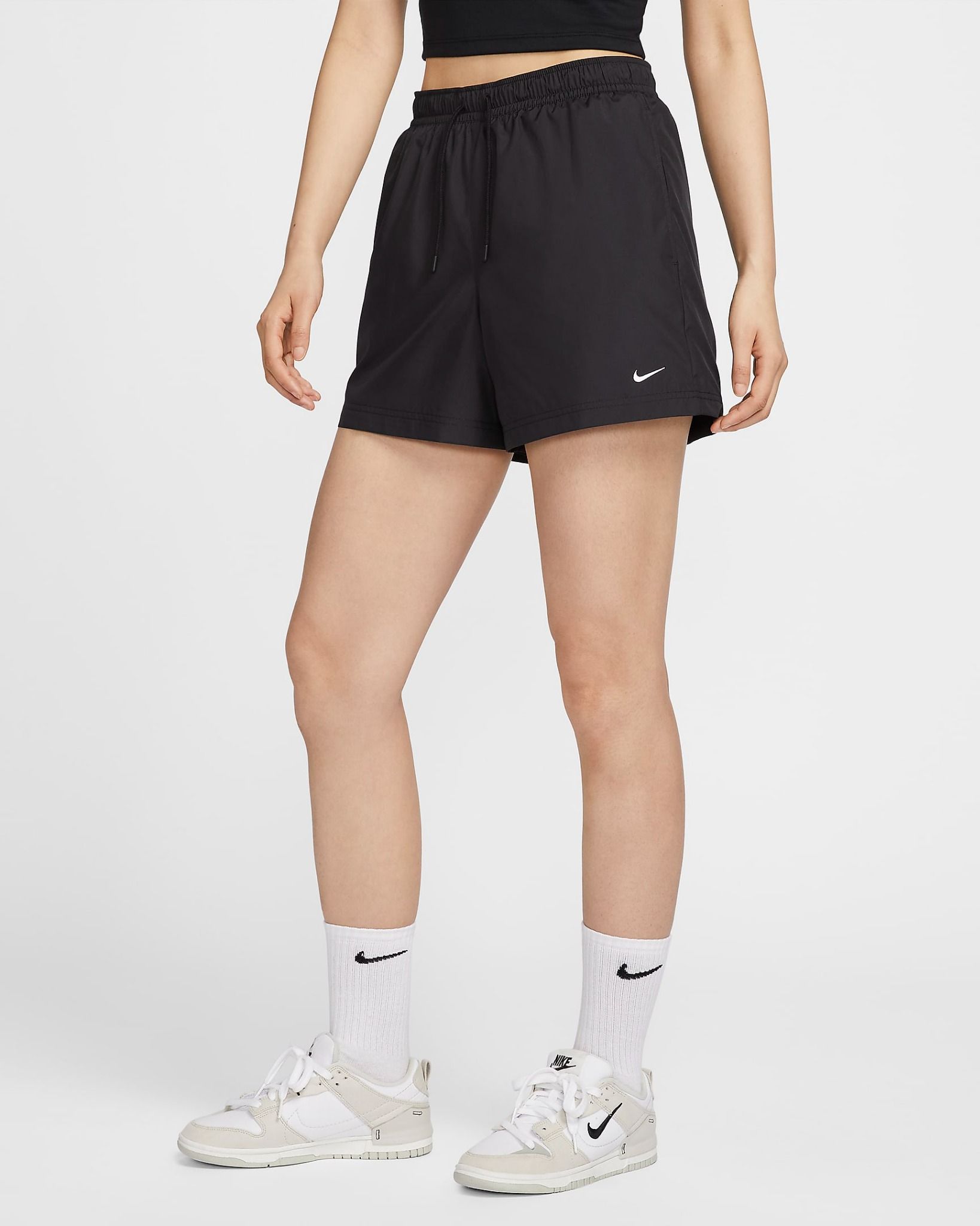 Nike - Quần đùi thể thao Nữ Sportswear Classic Wovens Women's Mid-Rise Shorts