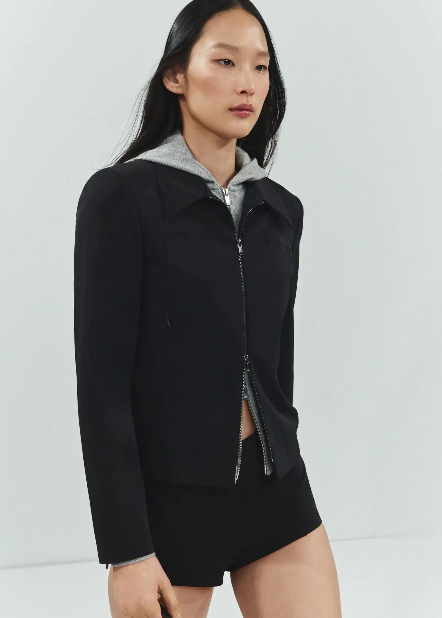 Mango - Áo khoác nữ Zipper fitted jacket