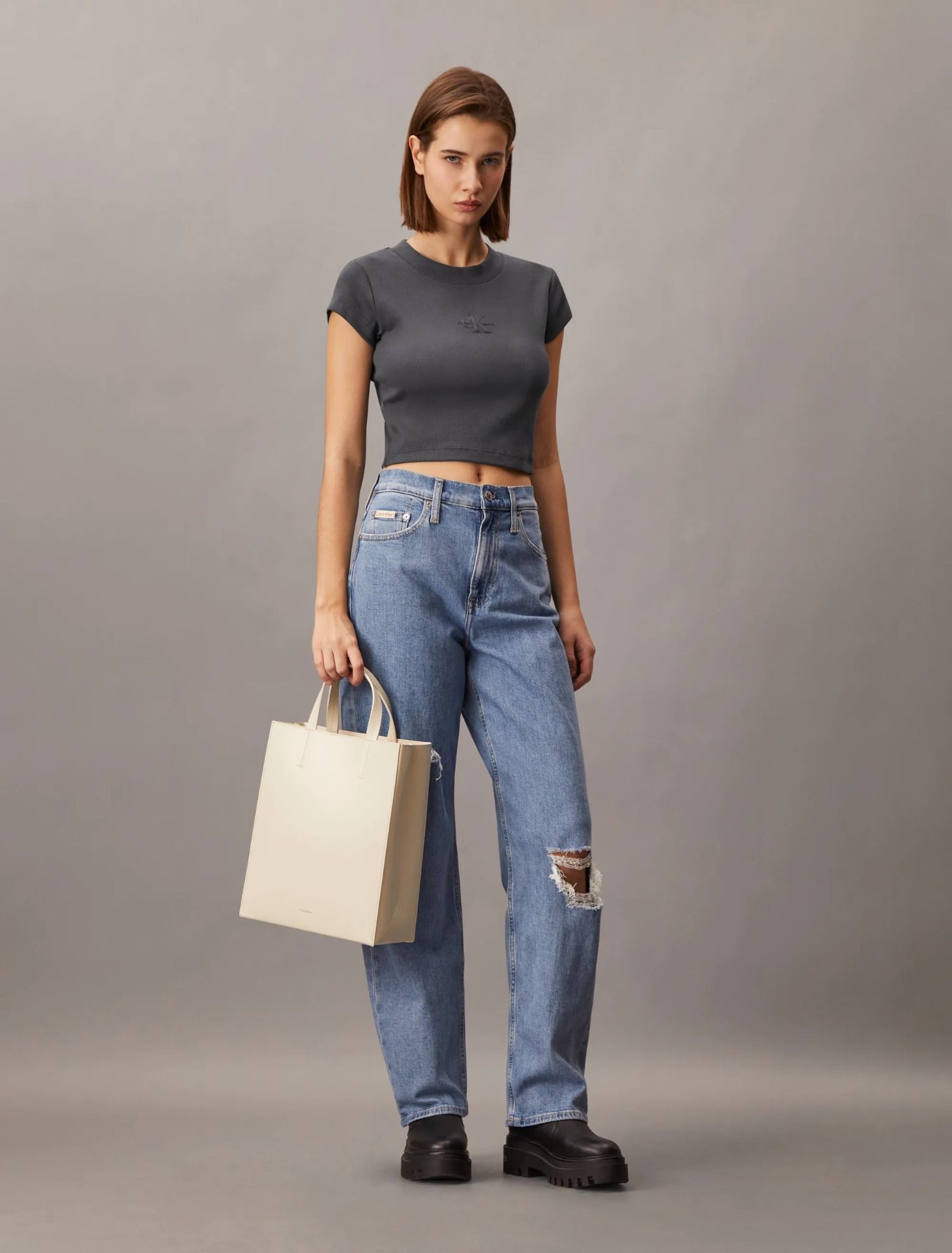 Calvin Klein - Áo len thời trang CK nữ Premium Monogram Baby Tee