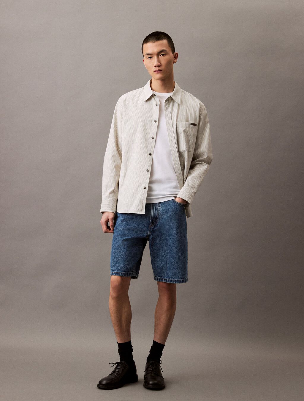 Calvin Klein - Quần jeans ngắn nam CK 90's Regular Denim Shorts