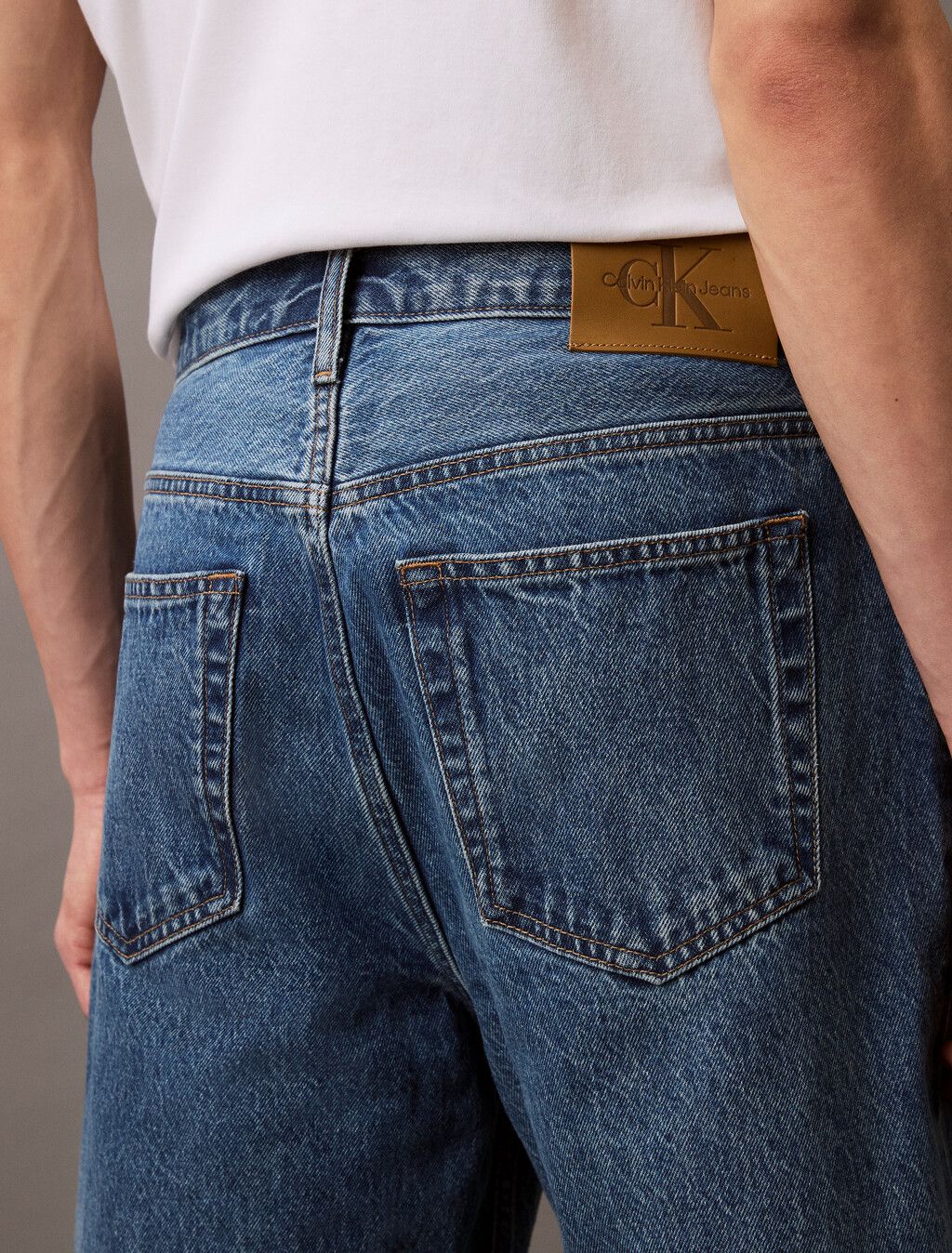 Calvin Klein - Quần jeans ngắn nam CK 90's Regular Denim Shorts