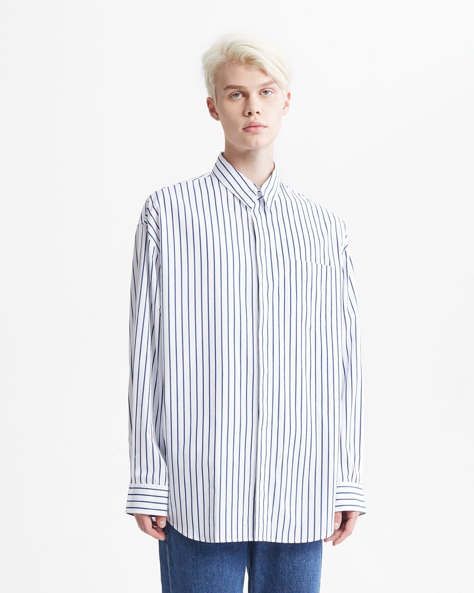 Introducir 69+ imagen calvin klein striped shirt