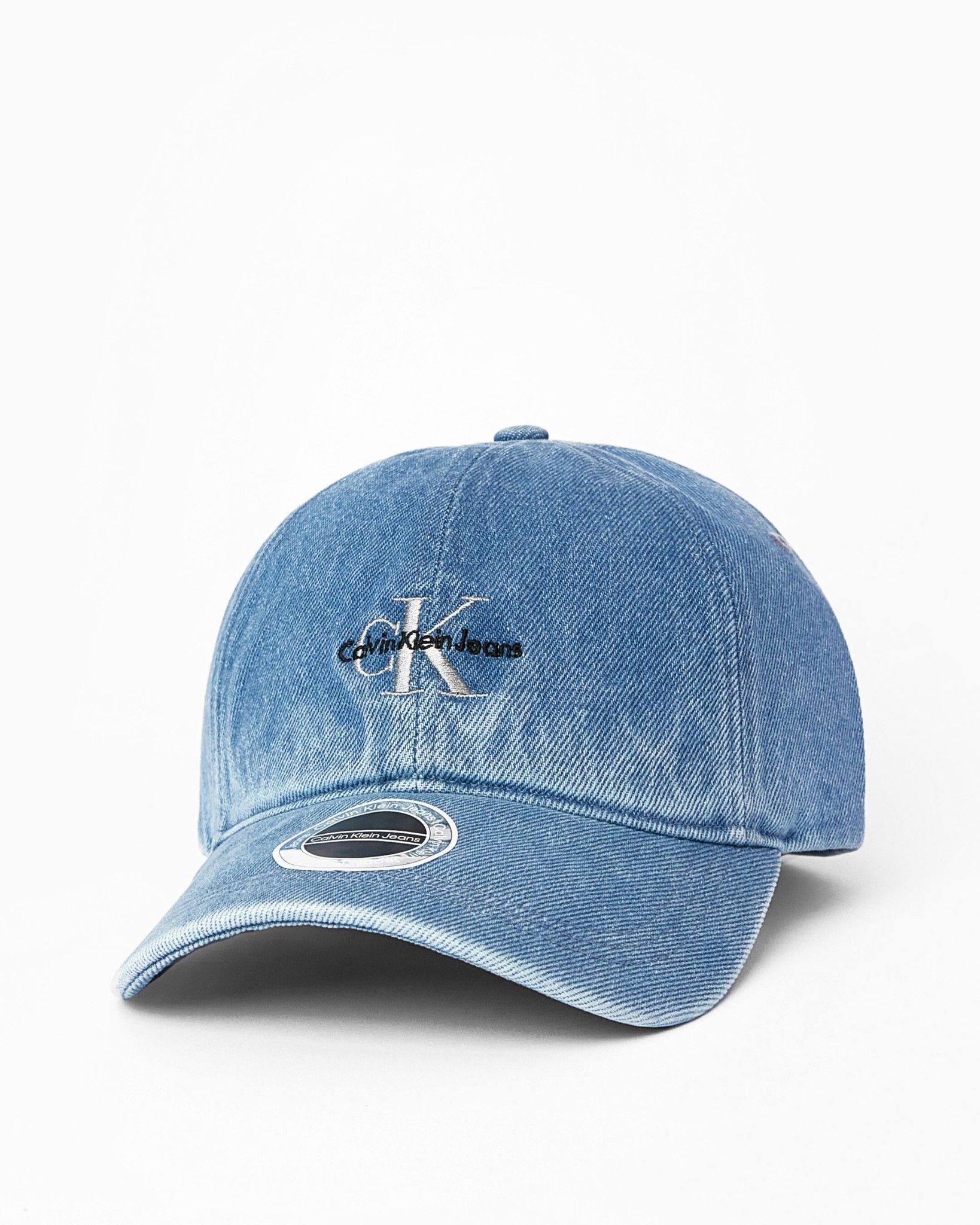 Arriba 40+ imagen calvin klein denim baseball cap