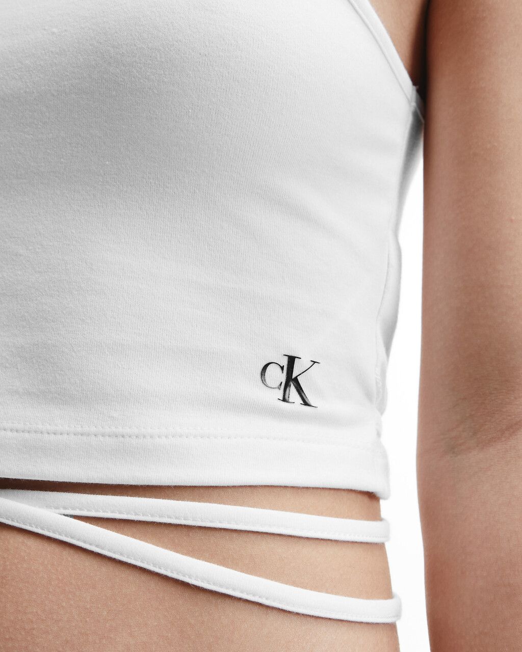 Calvin Klein - Áo thun nữ Waist Straps Tank Top J219F22 – ULA Vietnam