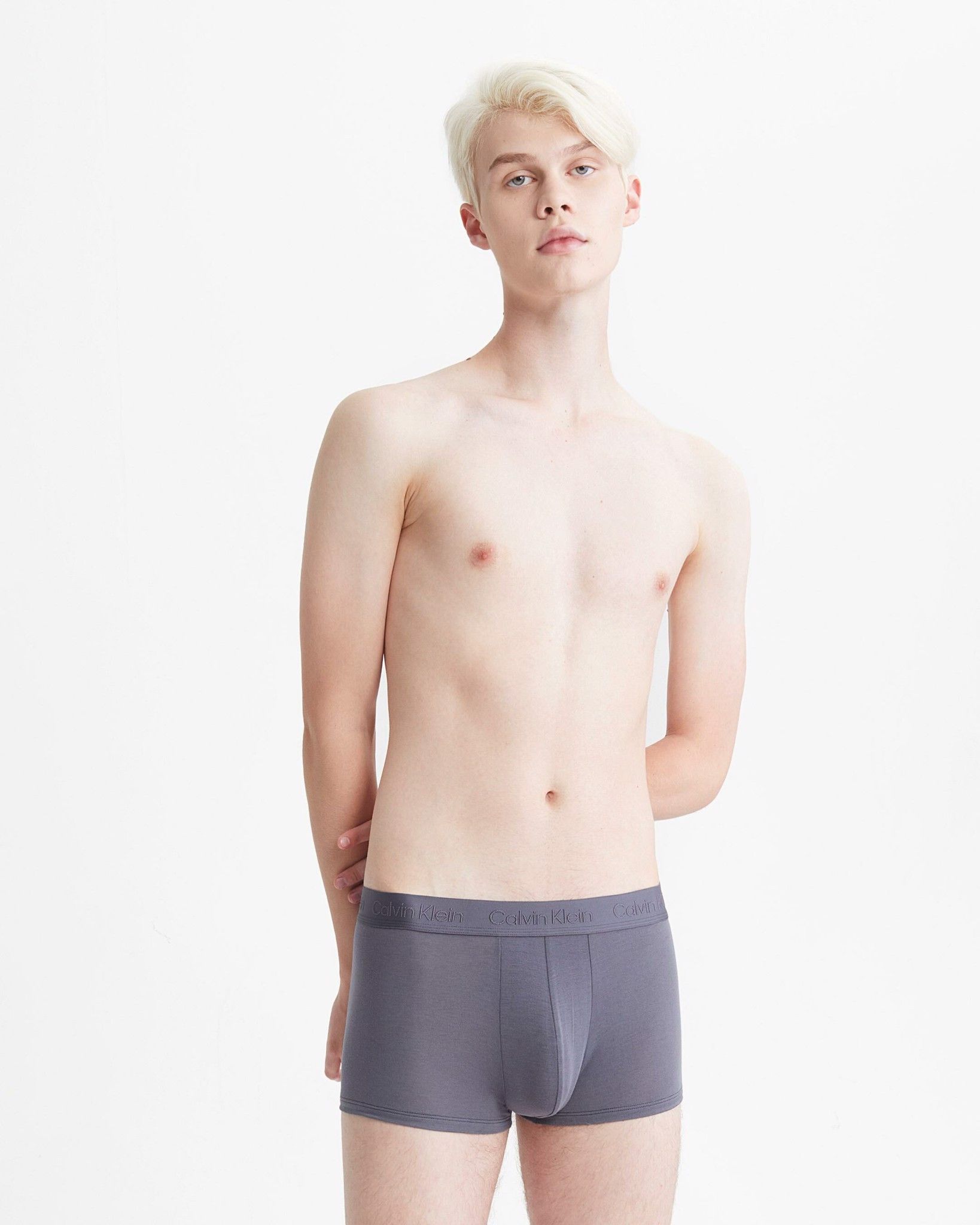 Calvin Klein - Panties Men Low Rise Trunk NB33S22 –ULA Vietnam
