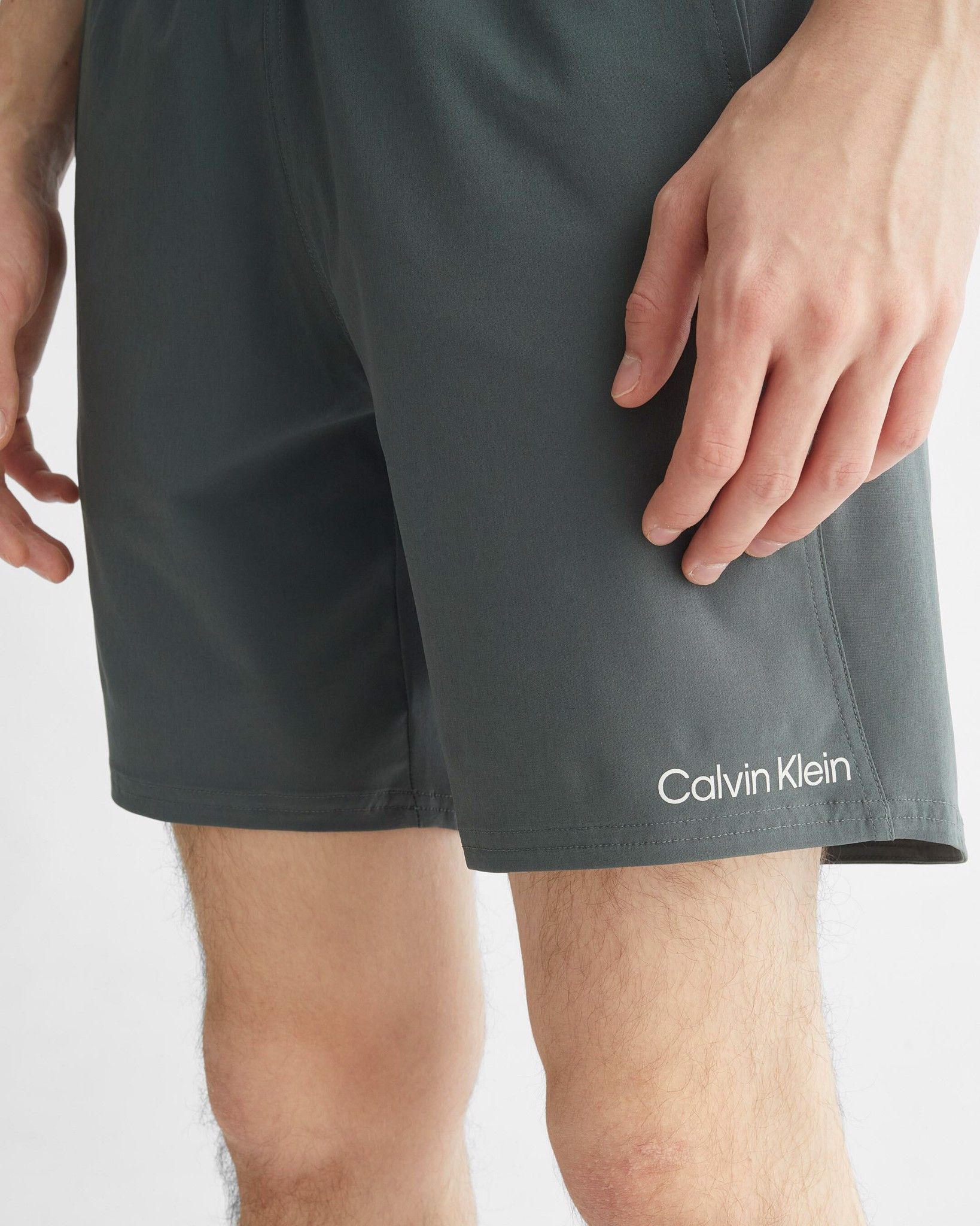 Calvin Klein - Quần ngắn thể thao nam Woven Short 4M23-S800 – ULA Vietnam