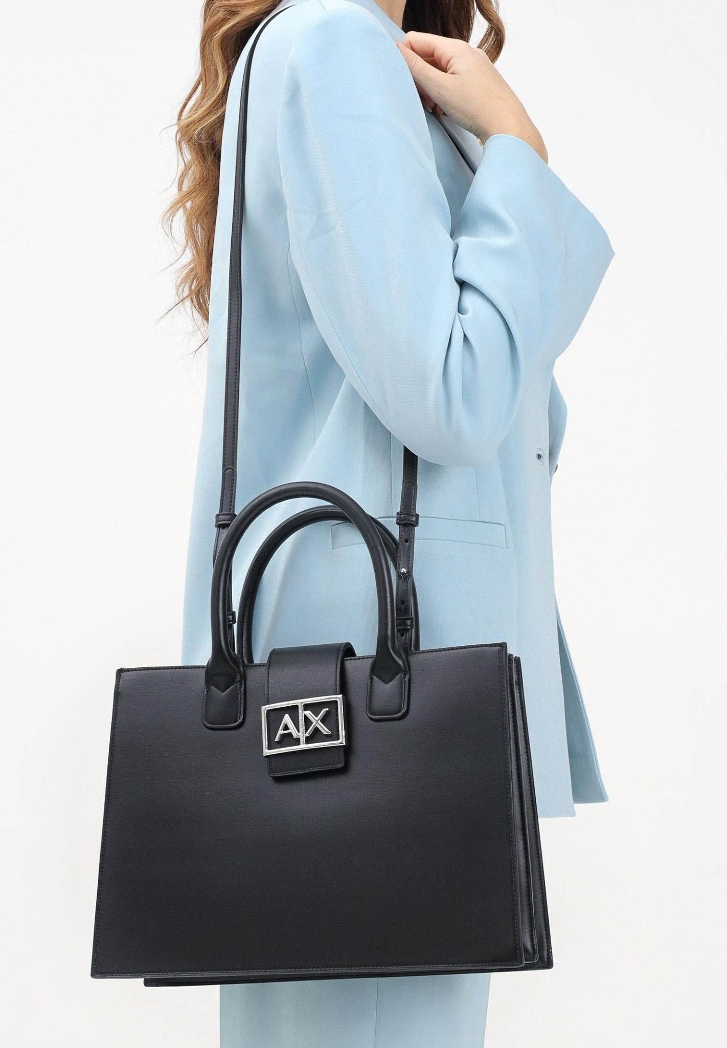 Armani Exchange - Túi xách nữ Ax Women's Black Shopper with Logo Plaque