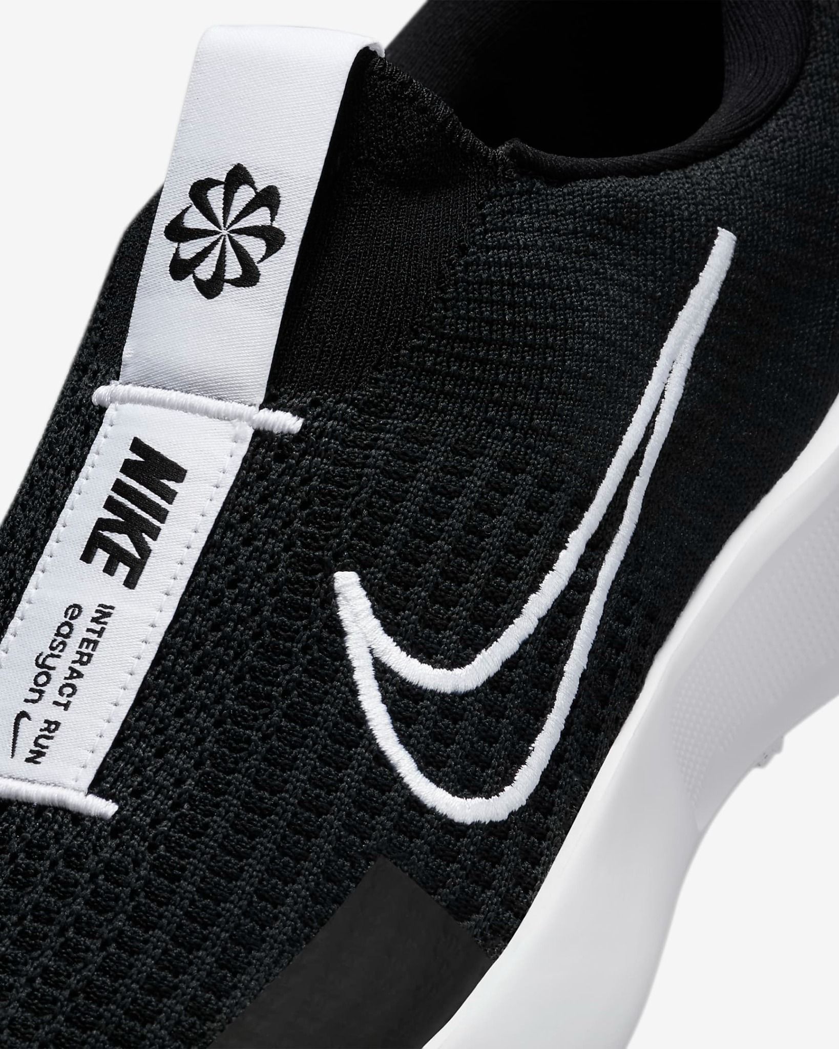 Nike - Giày chạy bộ thể thao Nam Interact Run Easyon