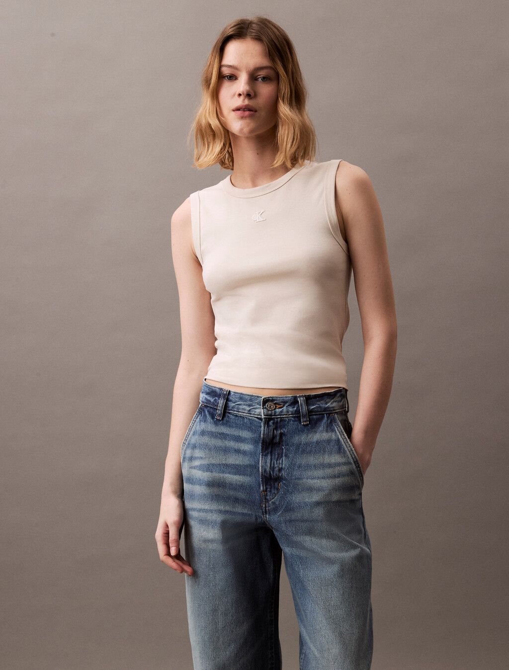 Calvin Klein - Áo ba lỗ nữ CK Applique Slim Tank Top