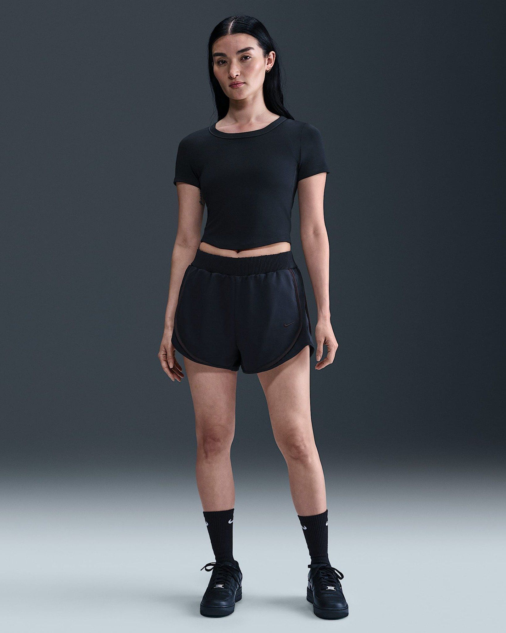 Nike - Quần ngắn thể thao Nữ NikeSportswear Collection Women's Mid-Rise Twill Shorts