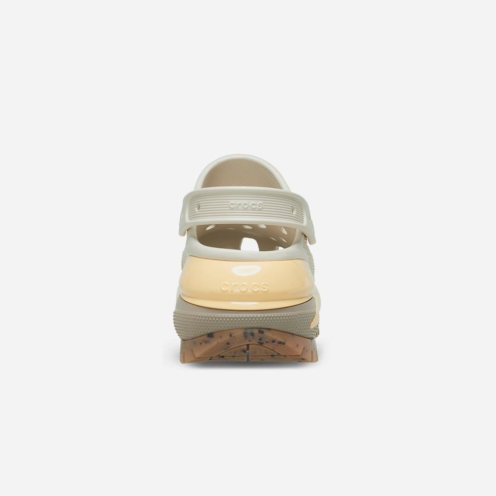 Crocs - Xăng đan nam nữ Mega Crush Lifestyle Sandals