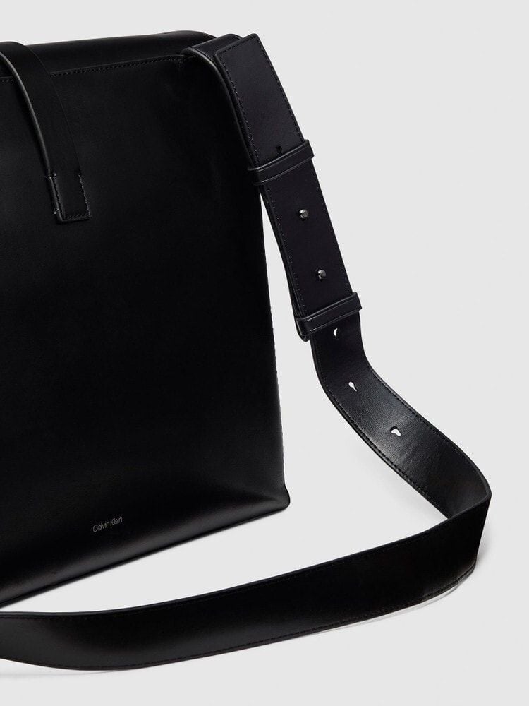 Calvin Klein - Túi đeo chéo CK nam Project Premium Messenger