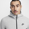 Nike - Áo khoác có mũ trùm đầu tập luyện Nam Tech Windrunner Hoodie