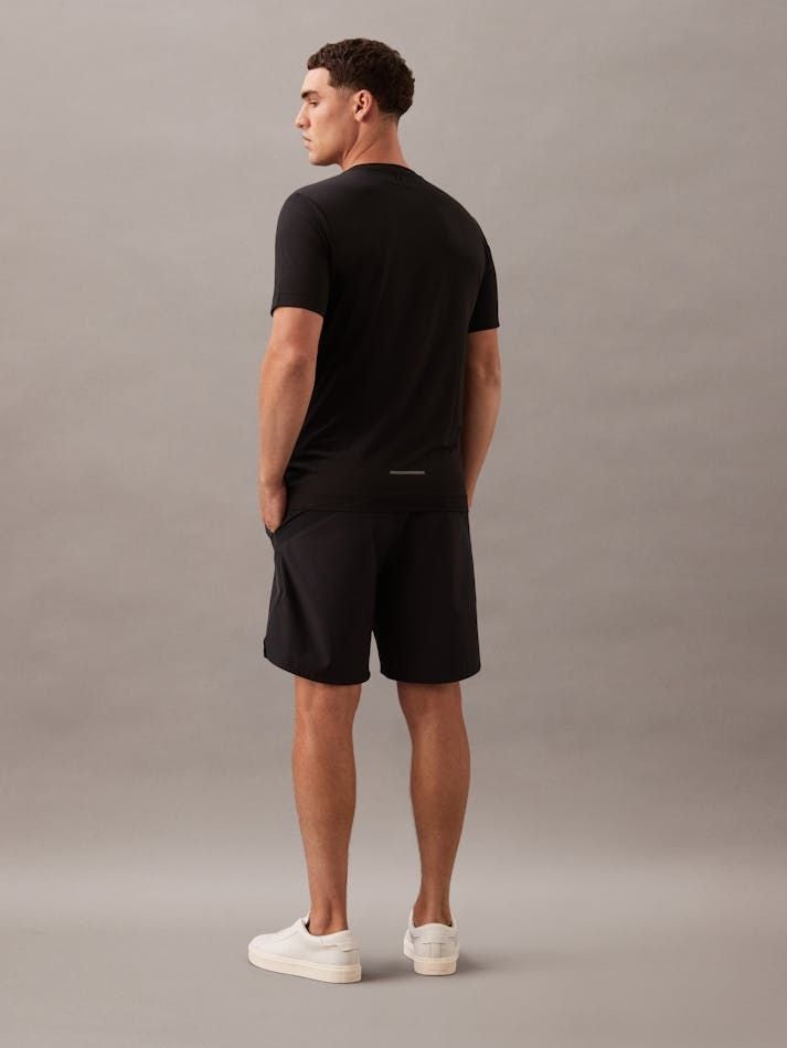Calvin Klein - Áo thun thể thao CK nam Travel T-Shirt
