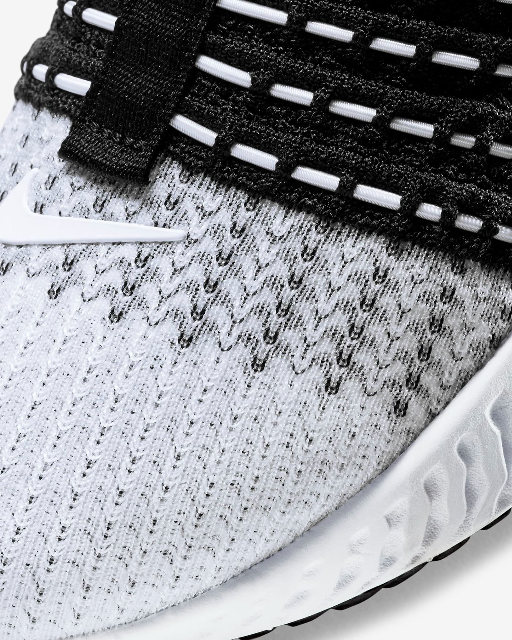 Nike - Giày chạy bộ thể thao Nữ React Phantom Run Flyknit 2 Women's Road Running Shoes