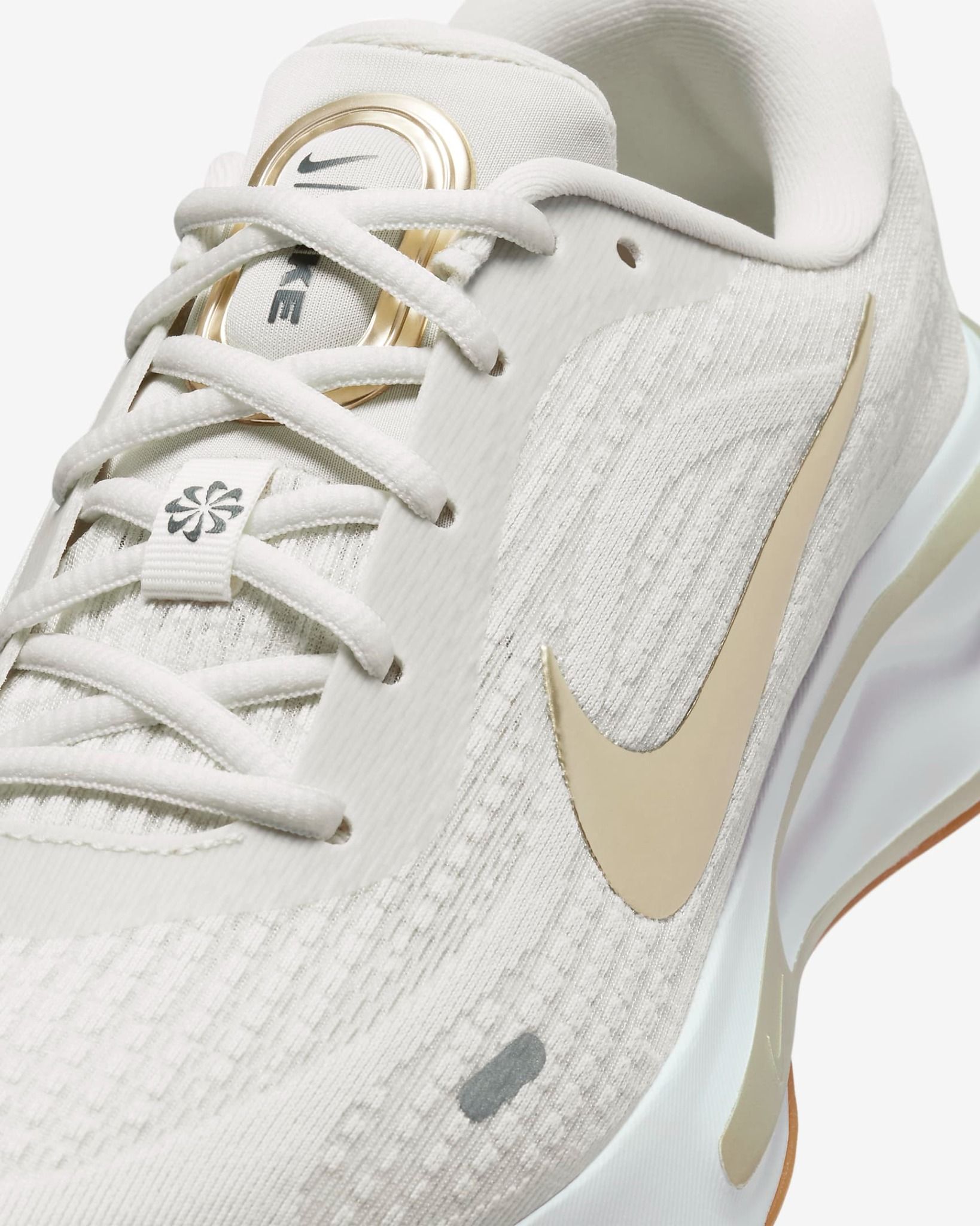Nike - Giày chạy bộ thể thao Nữ Journey Run Women's Road Running Shoes