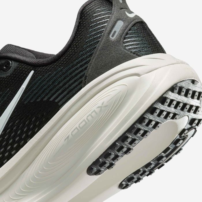 Nike - Giày chạy bộ Nữ Vomero 18 Women's Road Running Shoes