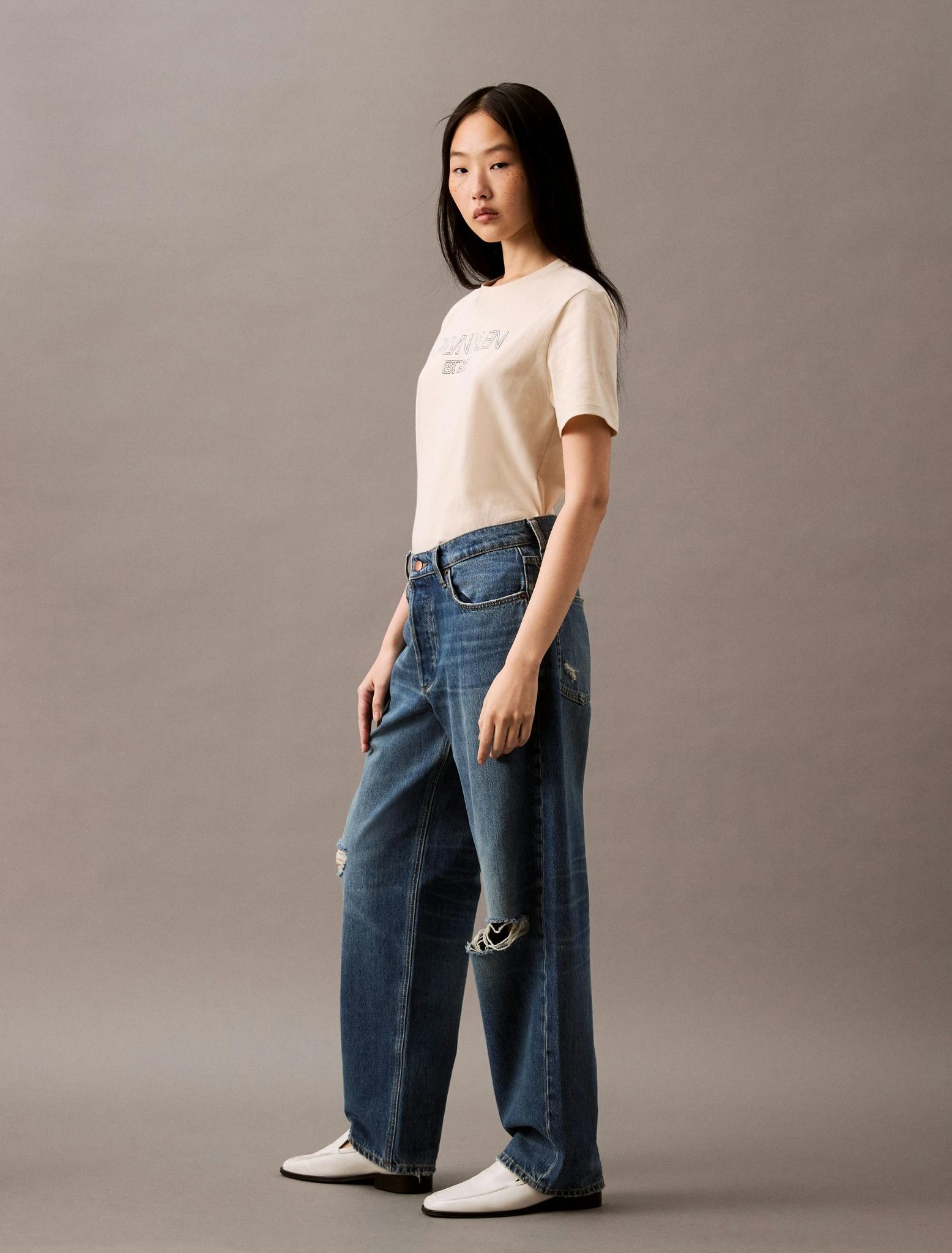 Calvin Klein - Quần jeans ống rộng CK nữ 90S Loose Vintage River