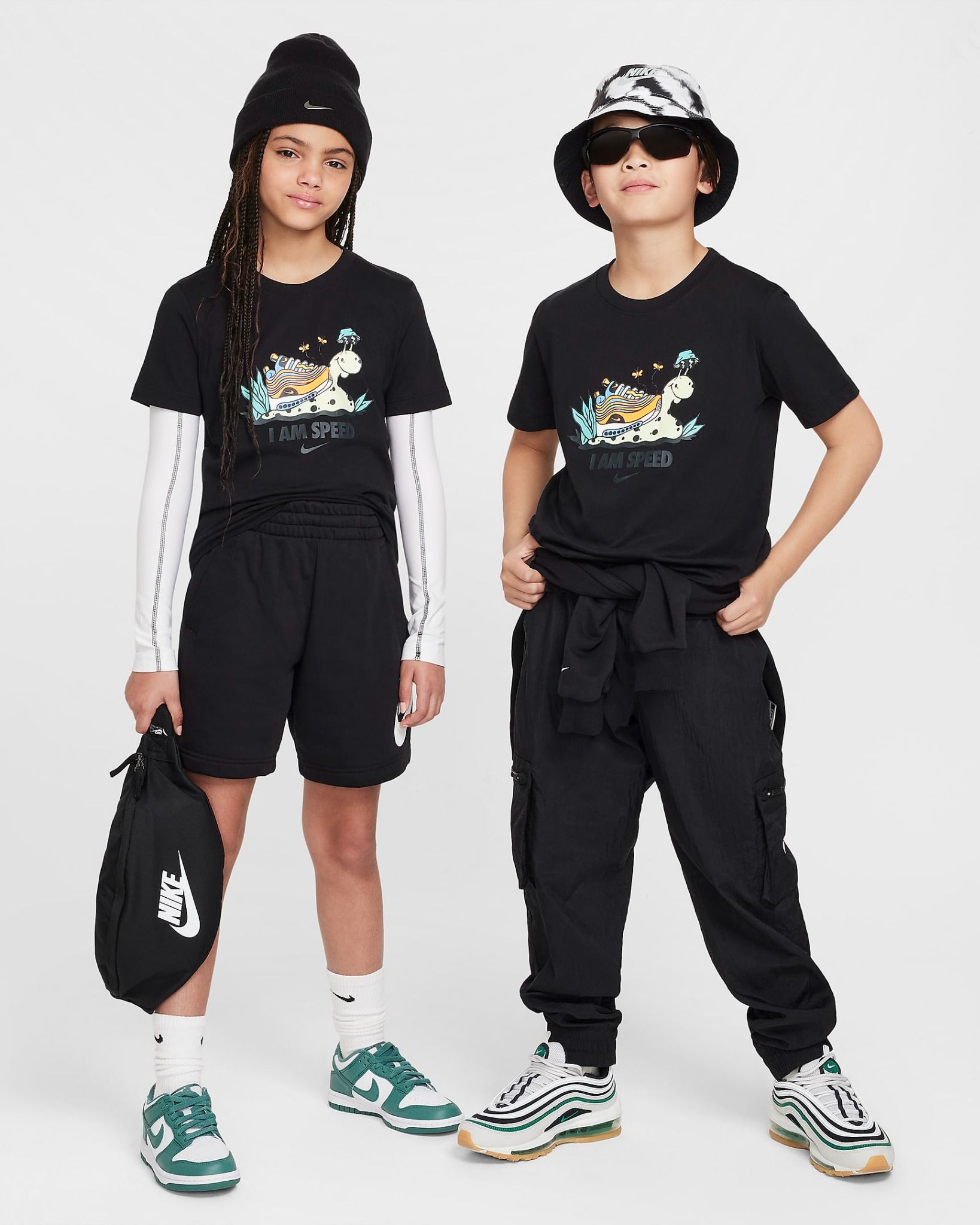Nike - Áo thun thời trang Trẻ Em Sportswear Older Kids' T-Shirt