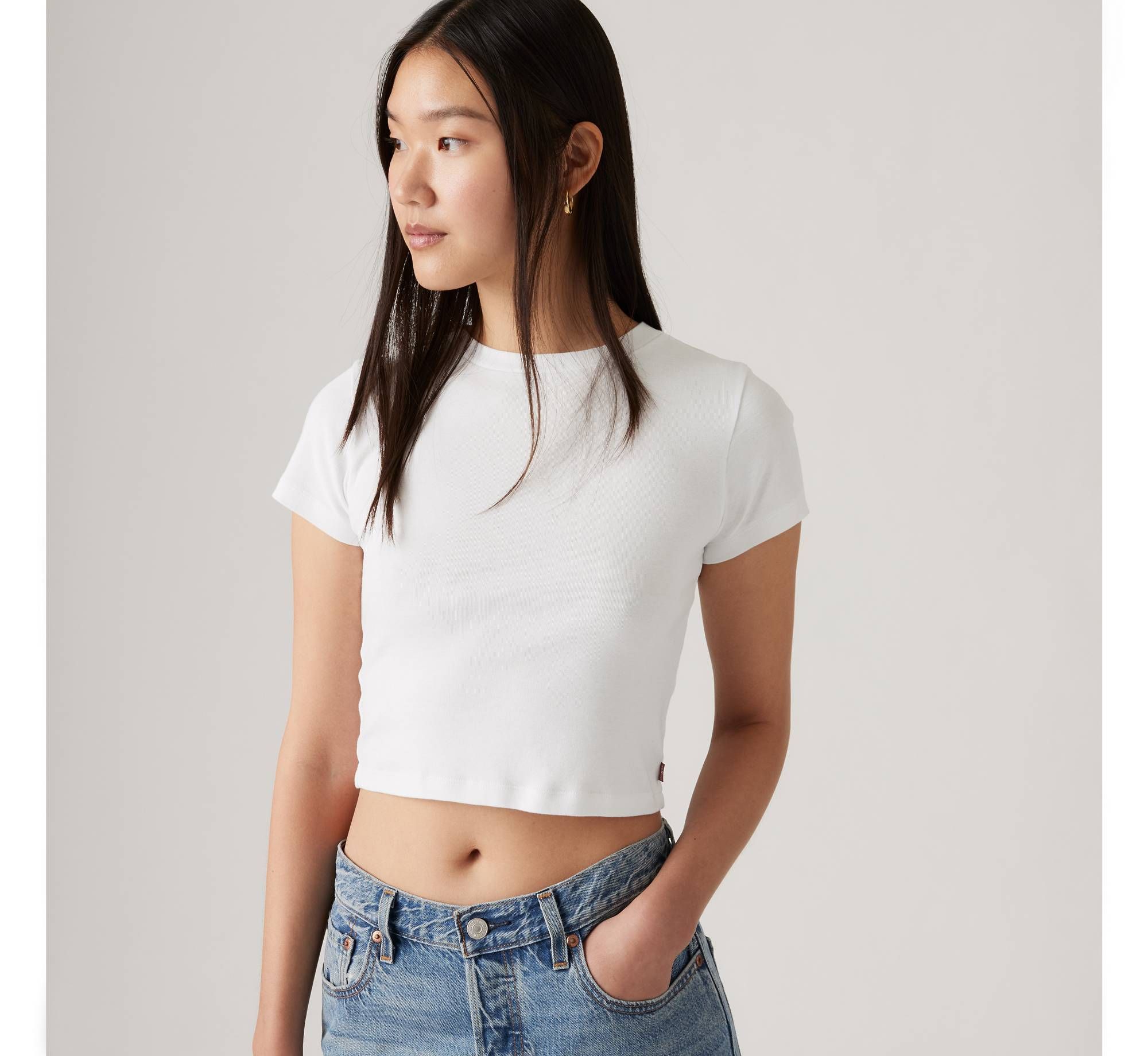 Levi's - Áo thun tay ngắn nữ Essential Sporty T-Shirt