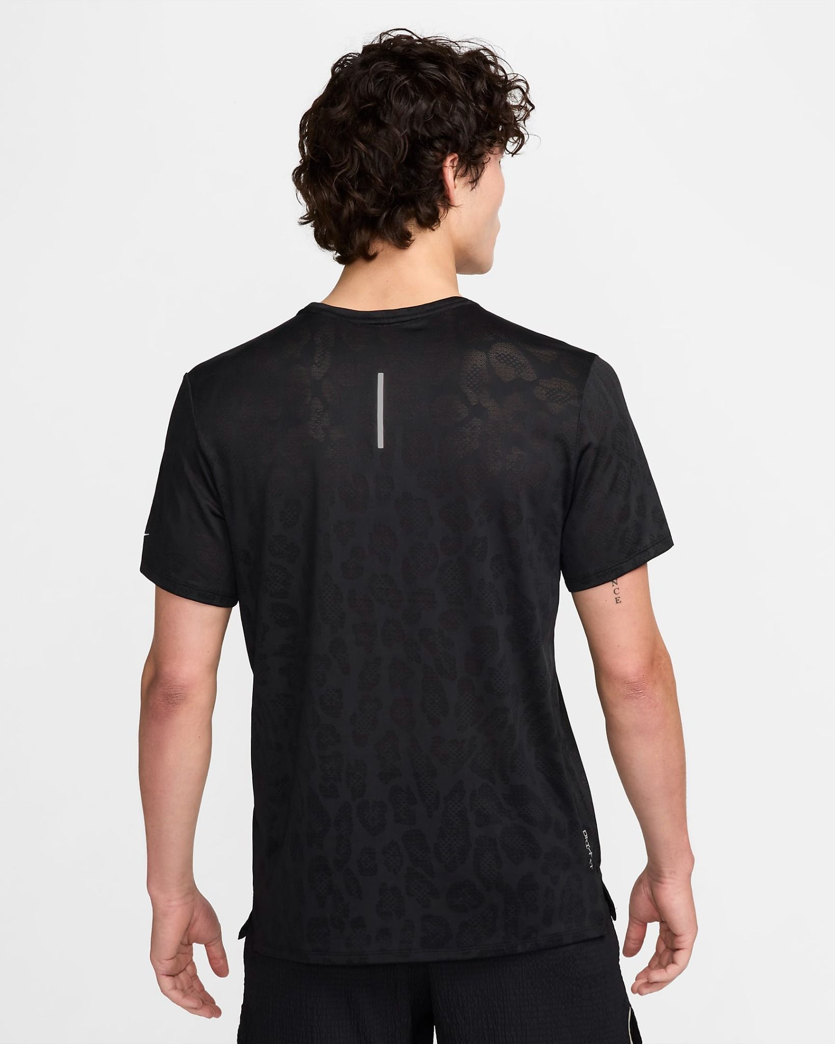 Nike - Áo thun chạy bộ Nam Rise 365 Run Division Men's Dri-FIT Short-Sleeve Running Top