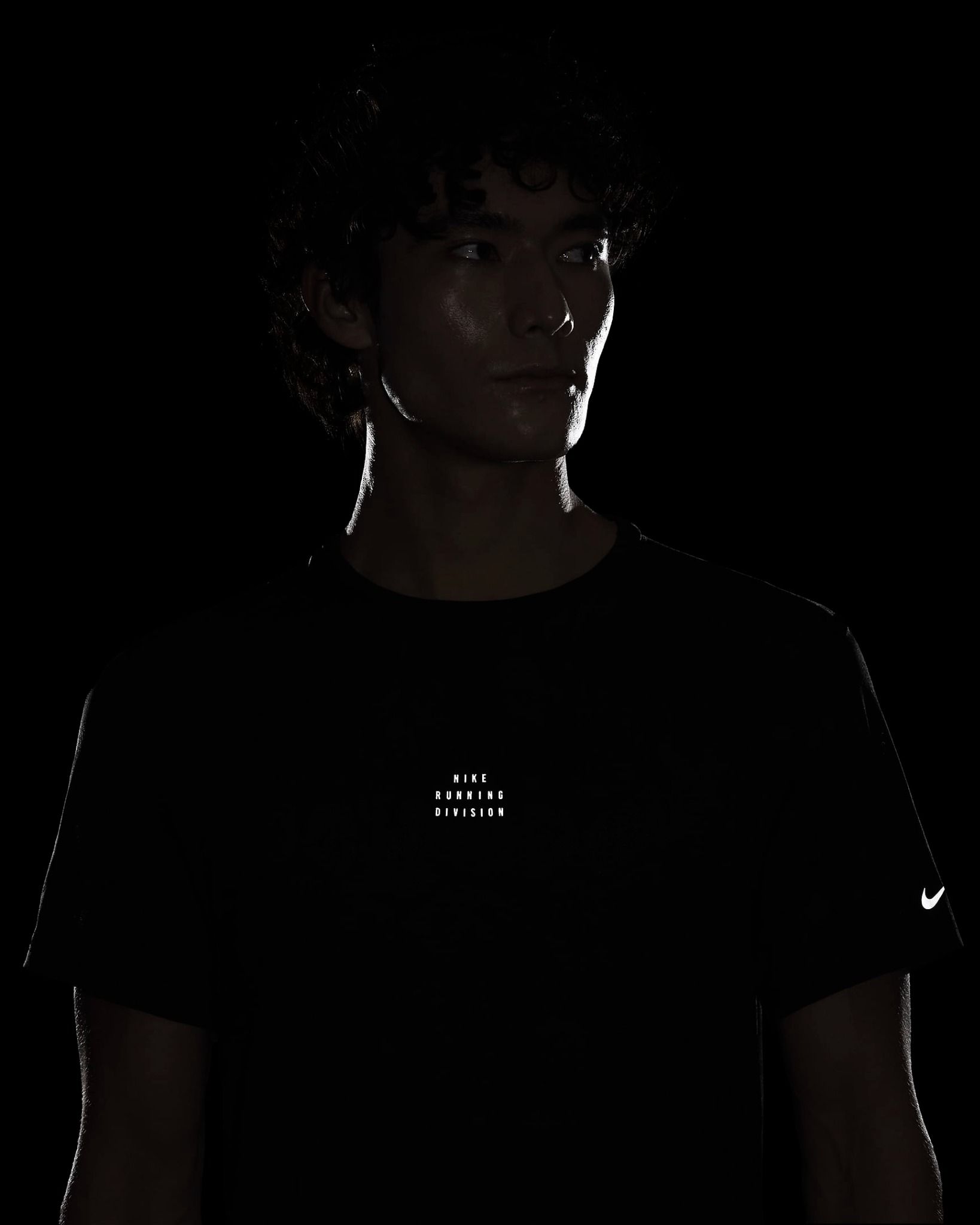 Nike - Áo thun chạy bộ Nam Rise 365 Run Division Men's Dri-FIT Short-Sleeve Running Top