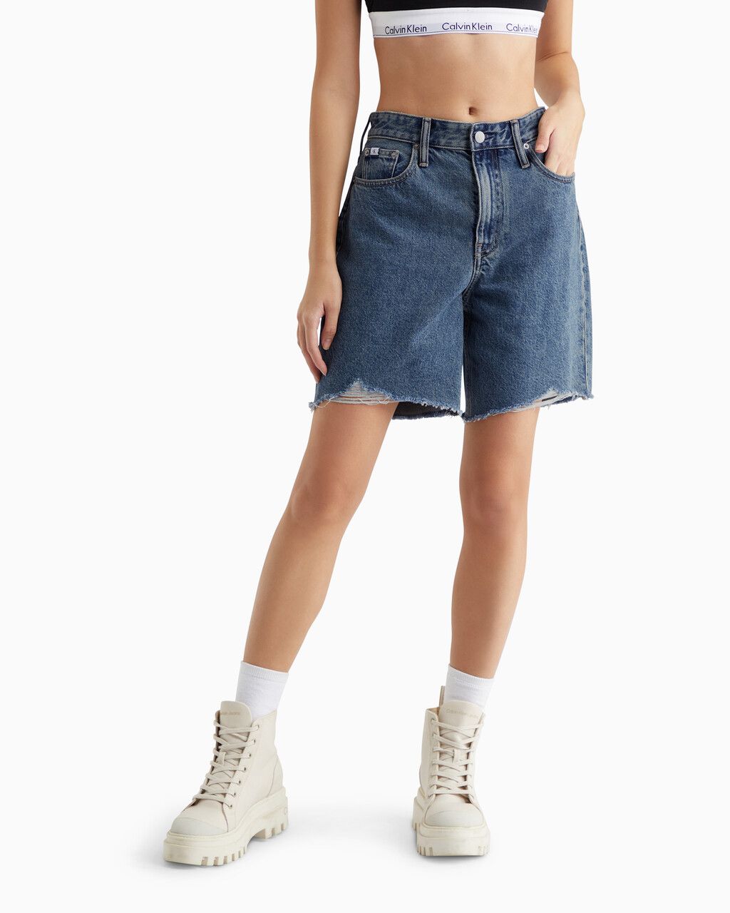 Calvin Klein - Quần jeans ngắn nữ Sustainable Mom Denim Shorts