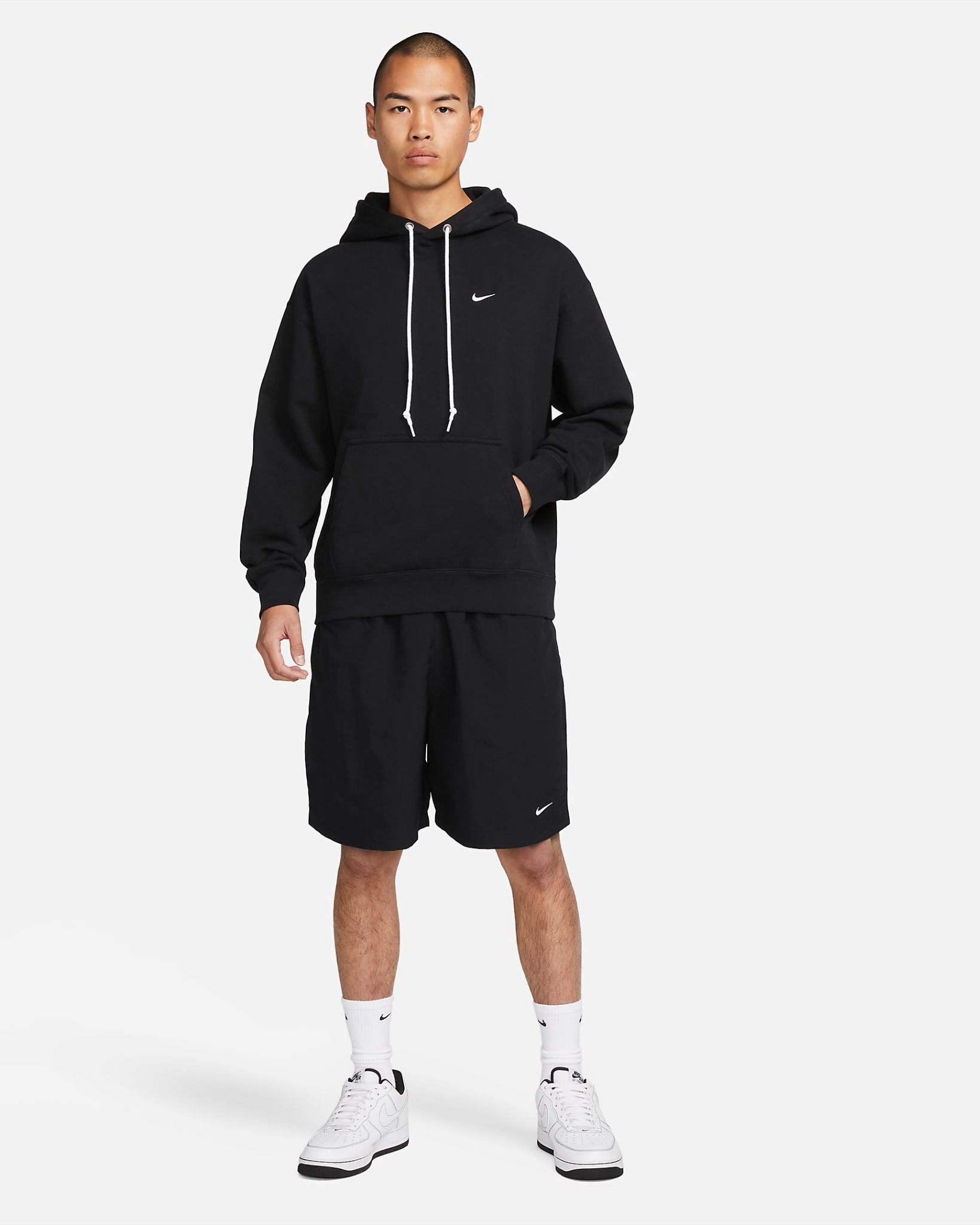 Nike - Áo khoác có mũ trùm đầu tập luyện Nam Solo Swoosh Men's French Terry Pullover Hoodie