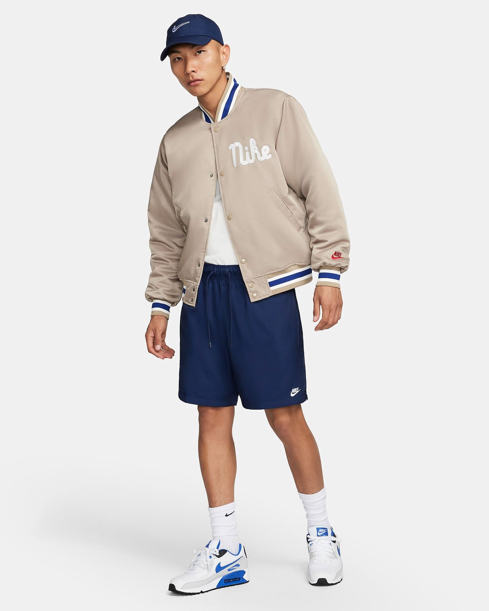 Nike - Quần ngắn thể thao Nam Club Men's Woven Flow Shorts