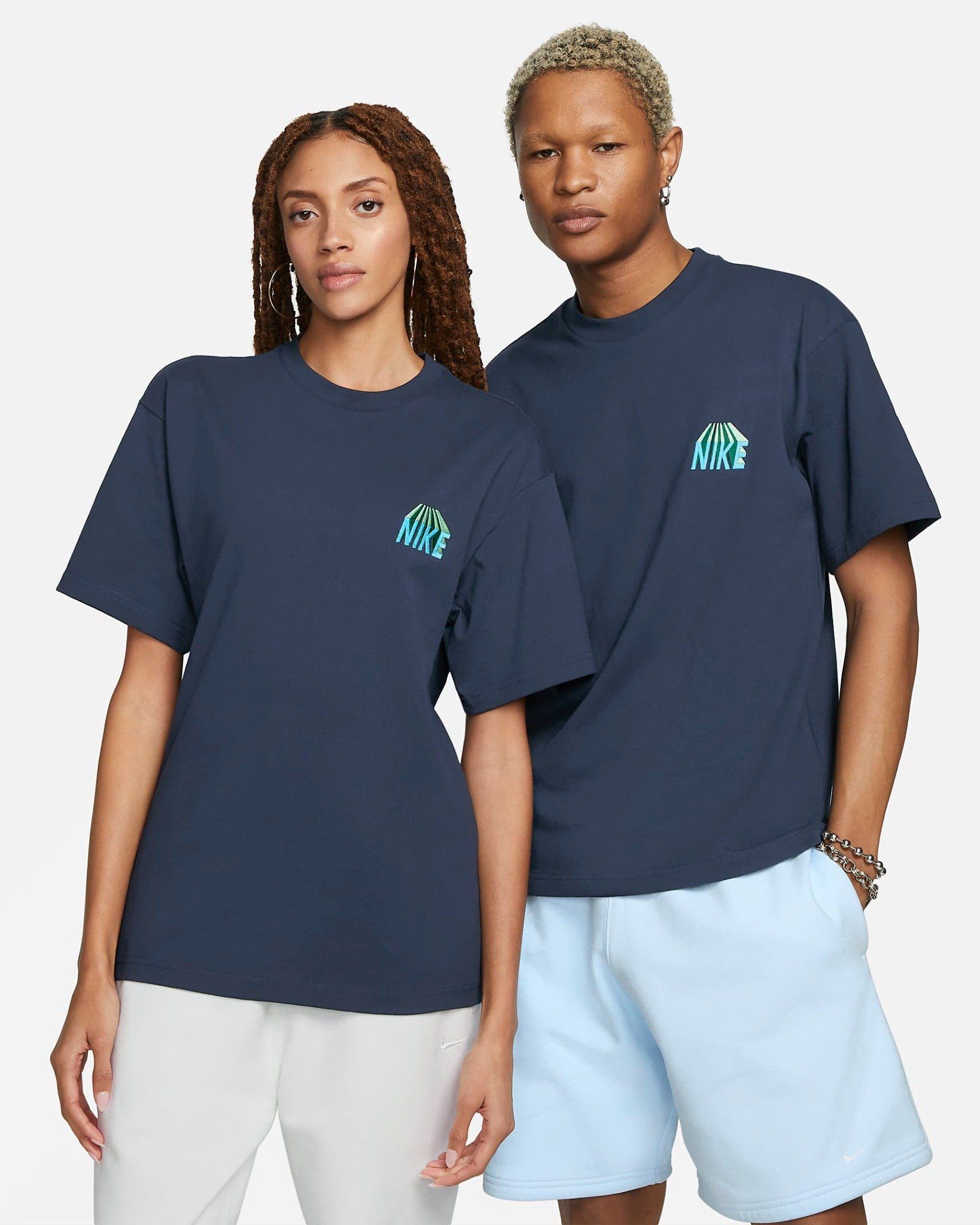 Nike - Áo tay ngắn thể thao Nam Premium Sunset T-Shirt