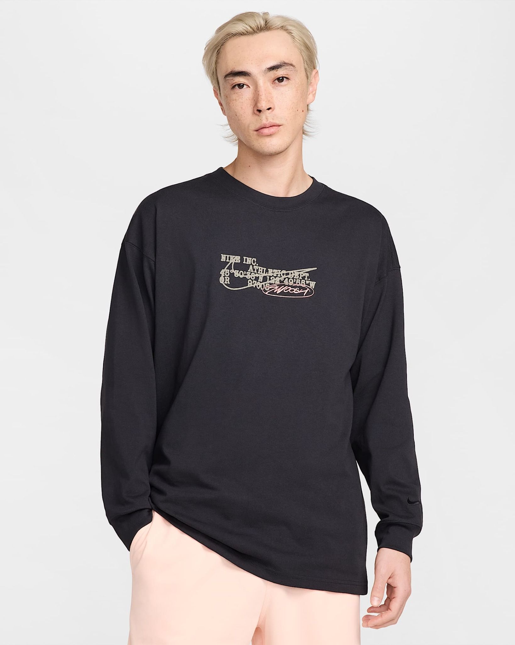 Nike - Áo tay dài thể thao Nam Premium Men's Long-Sleeve T-Shirt