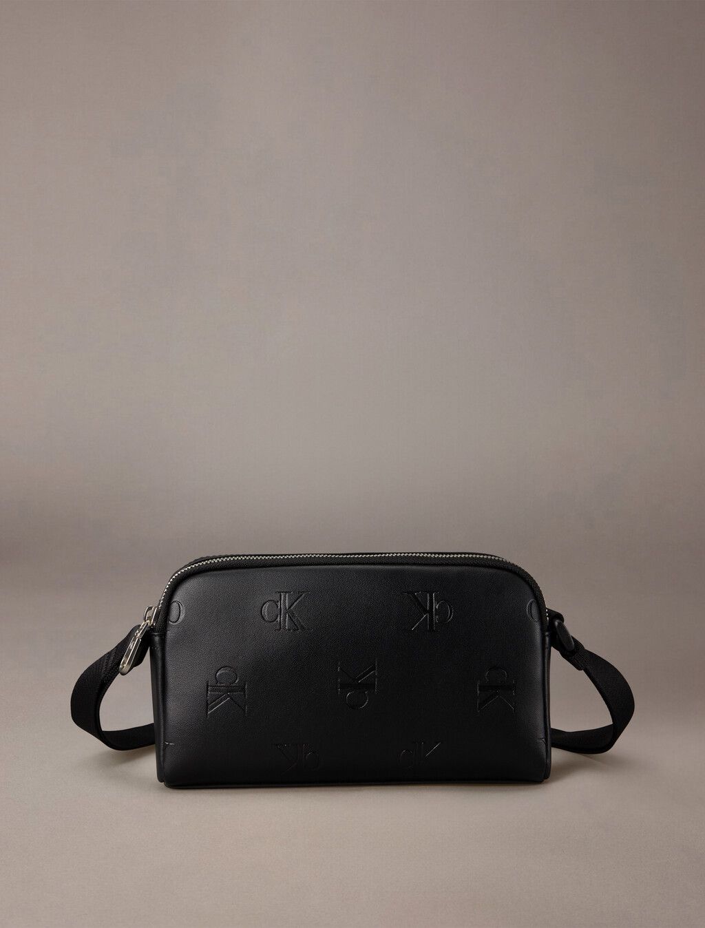Calvin Klein - Túi đeo chéo CK nam All Over Monogram Camera Bag