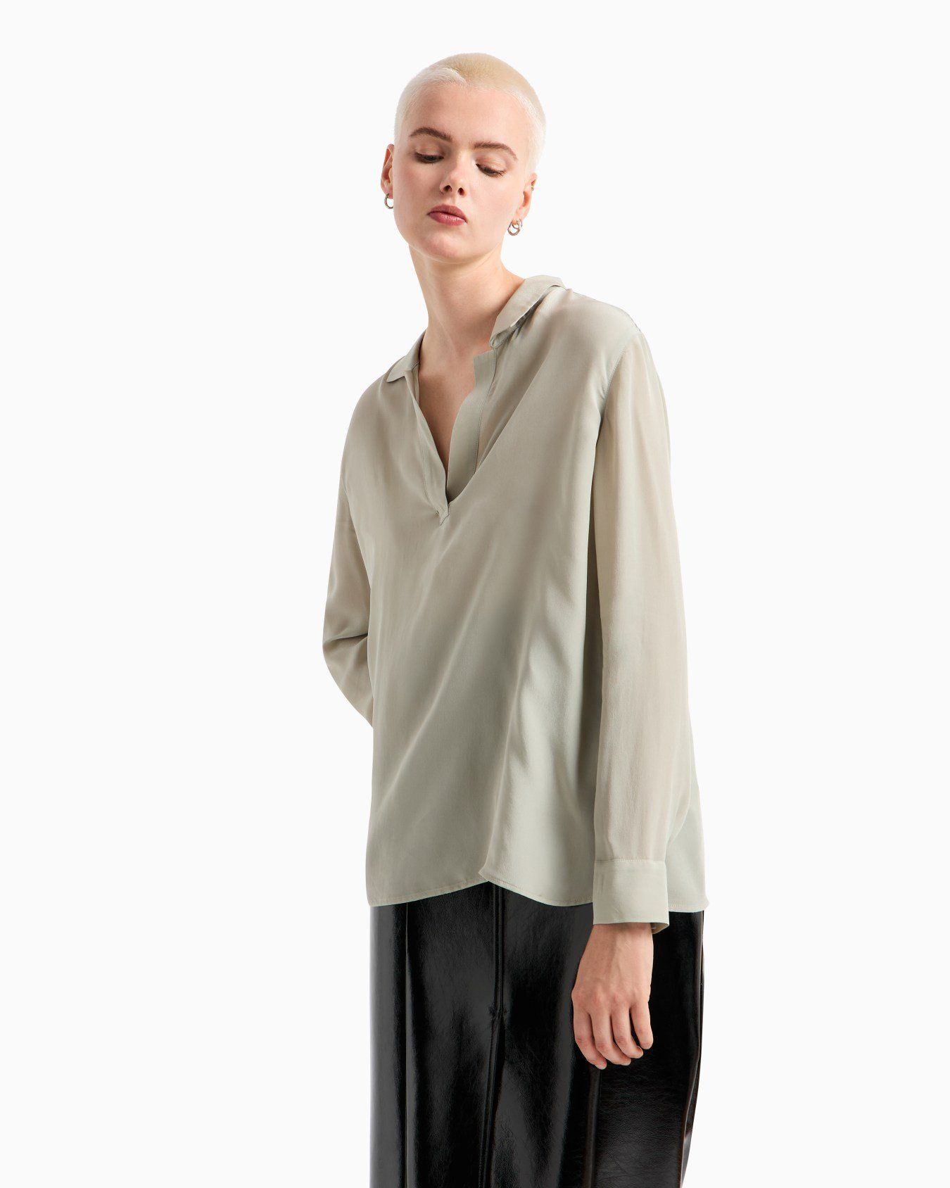 Armani Exchange - Áo blouse dài tay nữ Crepe blouse with pleats on the back