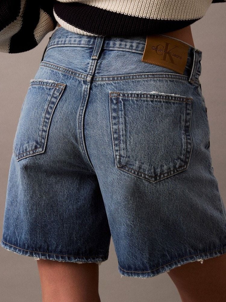 Calvin Klein - Quần jeans ngắn CK nữ Signature 90S Fit Short 6In