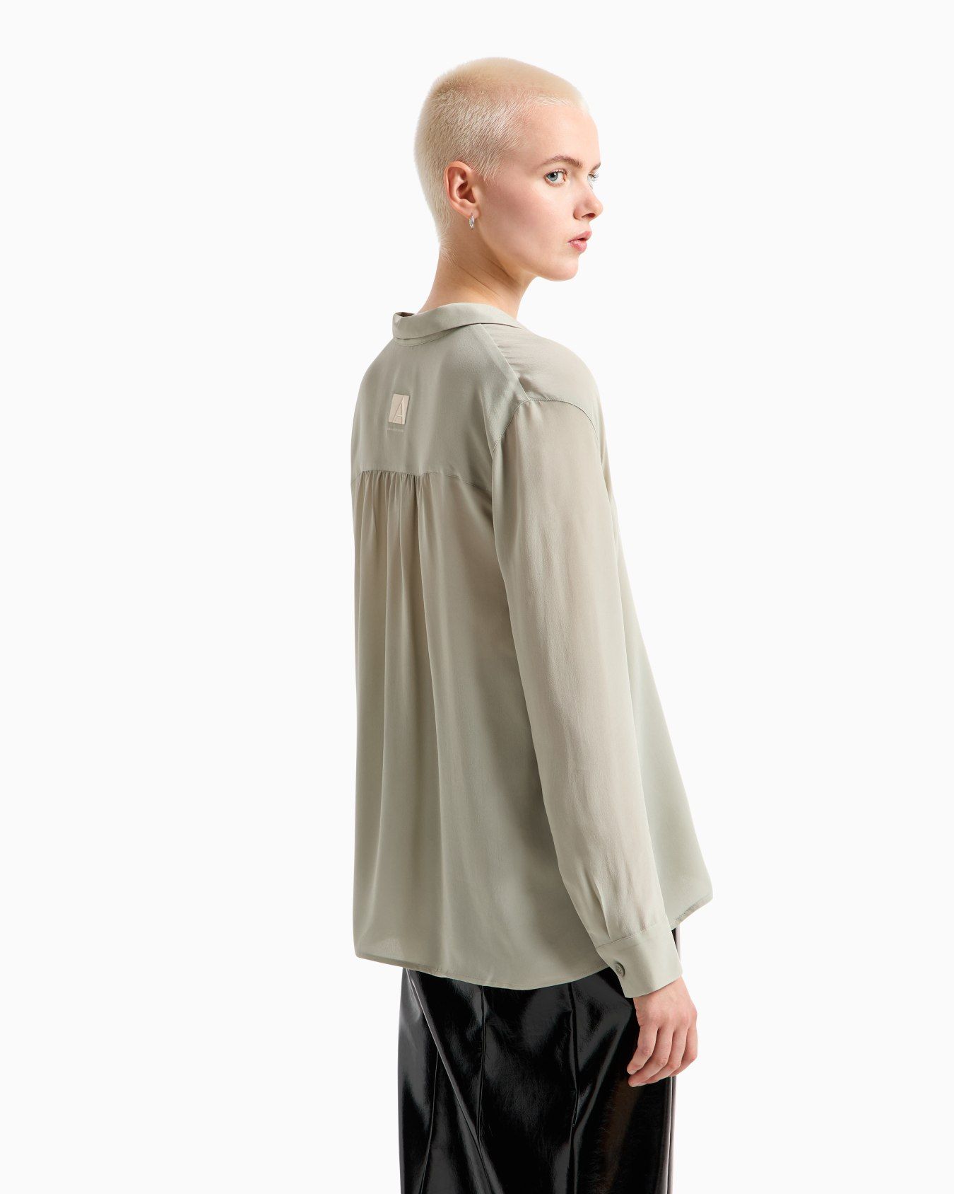 Armani Exchange - Áo blouse dài tay nữ Crepe blouse with pleats on the back