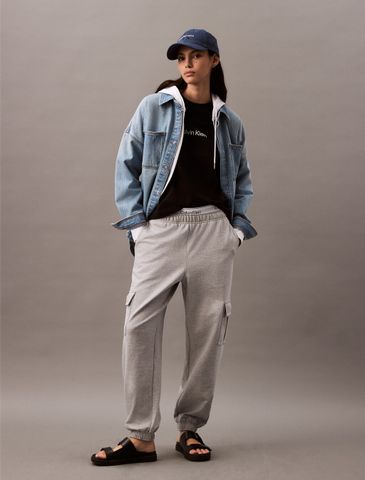 Calvin Klein - Áo phông thời trang CK nữ Relaxed Standard Logo Crewneck Tee