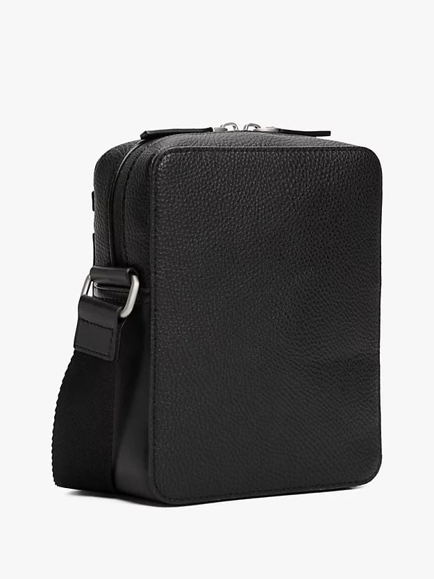 Tommy Hilfiger - Túi đeo chéo nam Pebble Grain Signature Reporter Bag