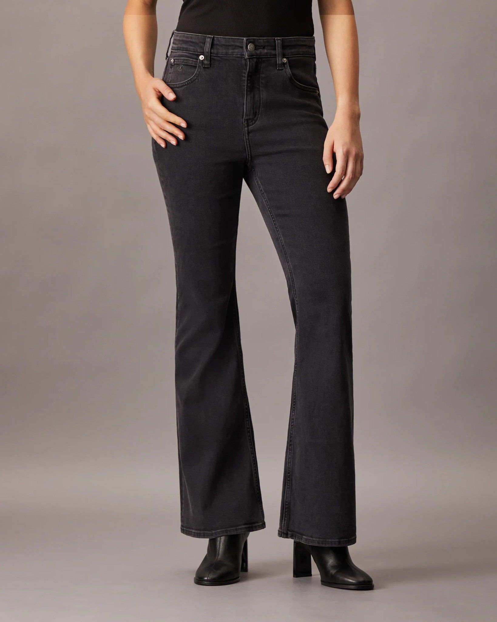 Calvin Klein - Quần jeans ống loe CK nữ Premium Highrise Flare Denim